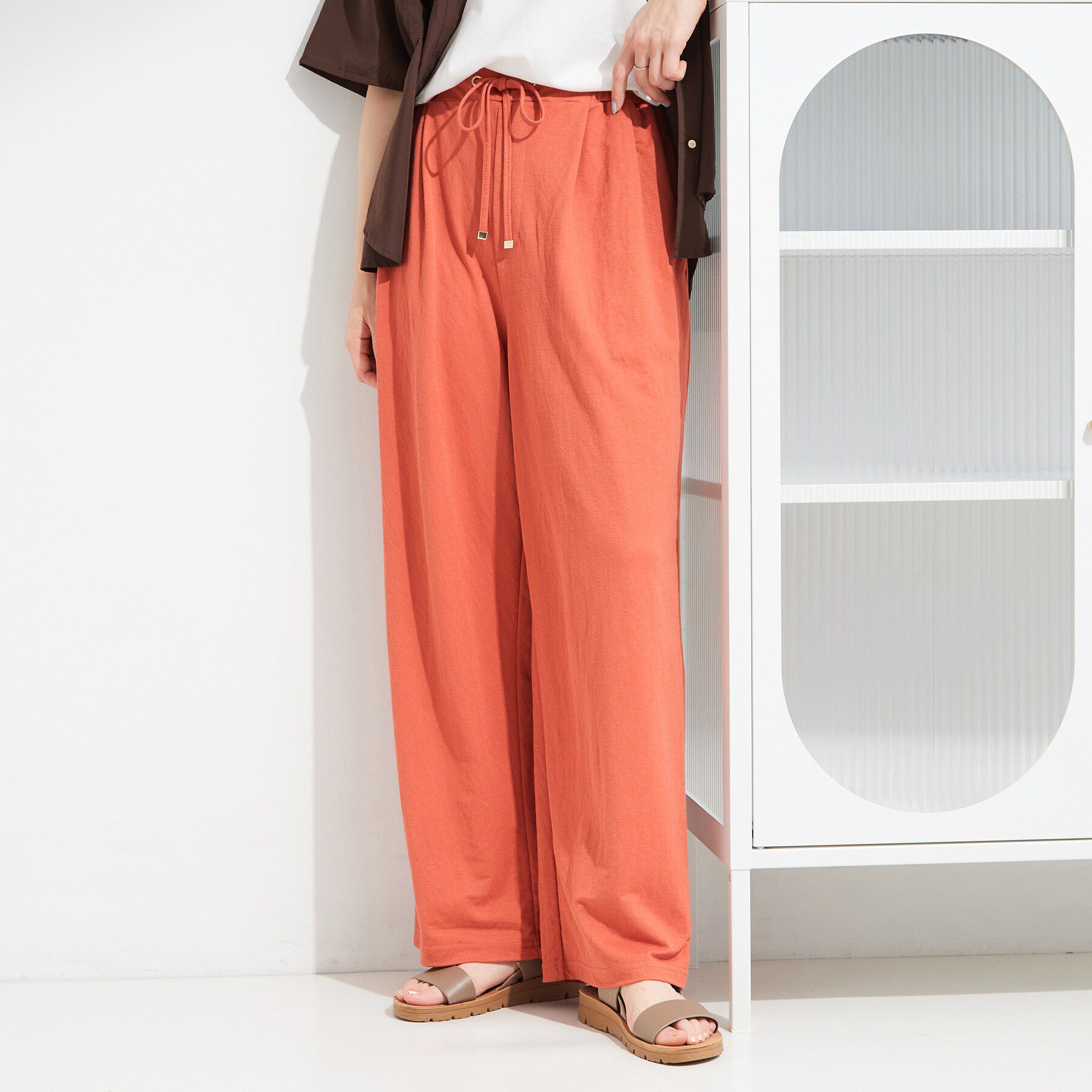 SHOO･LA･RUE「【S-LL/洗濯機可】カノコ編みでさらっと快適 リラックスワイドパンツ」|その他|オレンジ(069)
