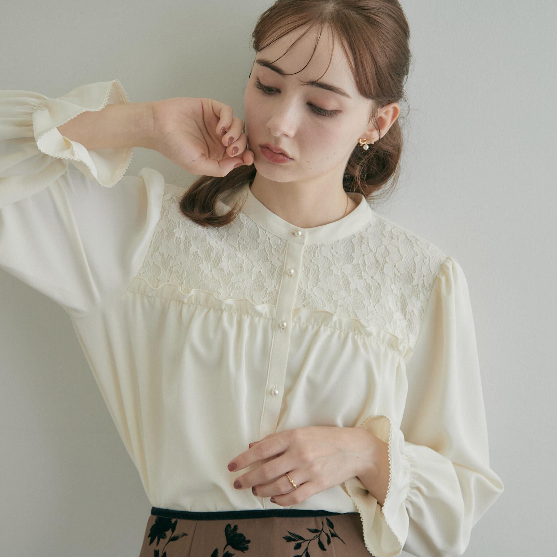 Couture broach「【フリルカフスが華やか】レースギャザーブラウス」|シャツ・ブラウス|