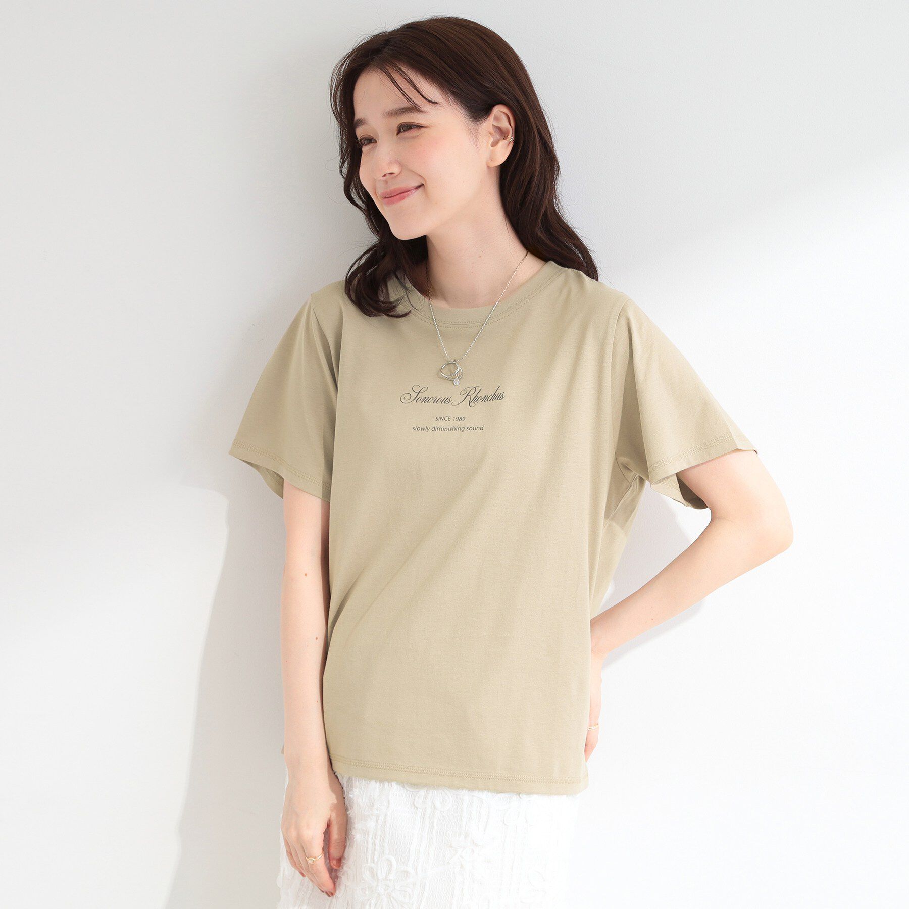 SHOO･LA･RUE「【S-LL/洗濯機可】大人のベーシックカラープリントTシャツ」|Tシャツ・カットソー|