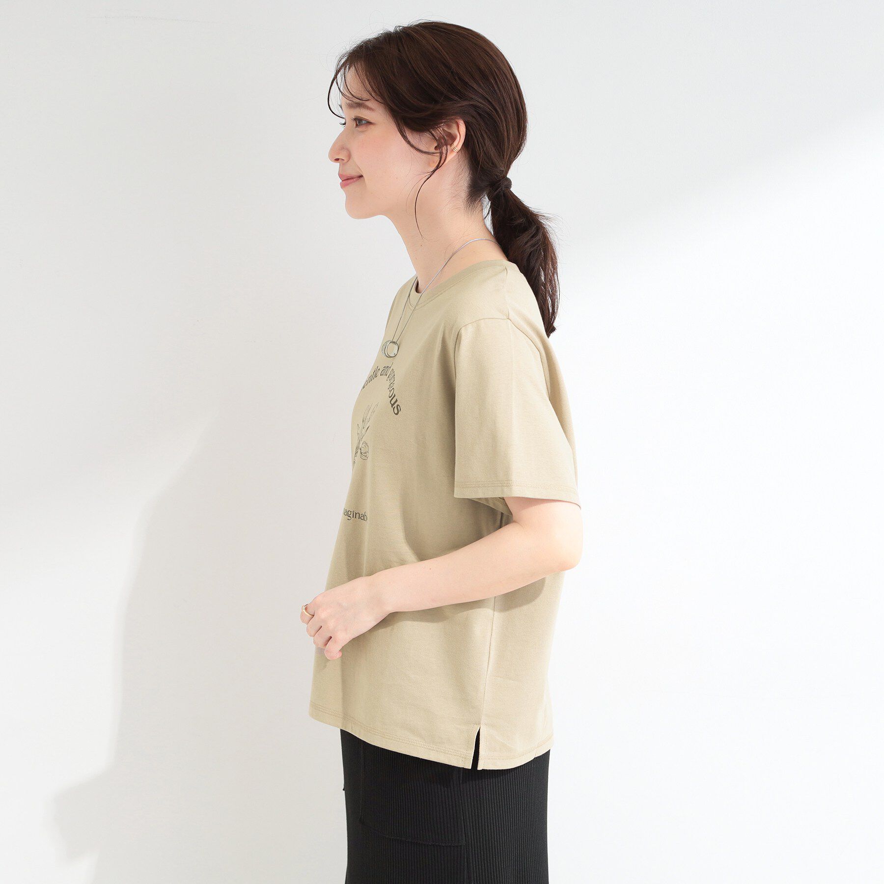 SHOO･LA･RUE「【S-LL/洗濯機可】大人のベーシックカラープリントTシャツ」|Tシャツ・カットソー|