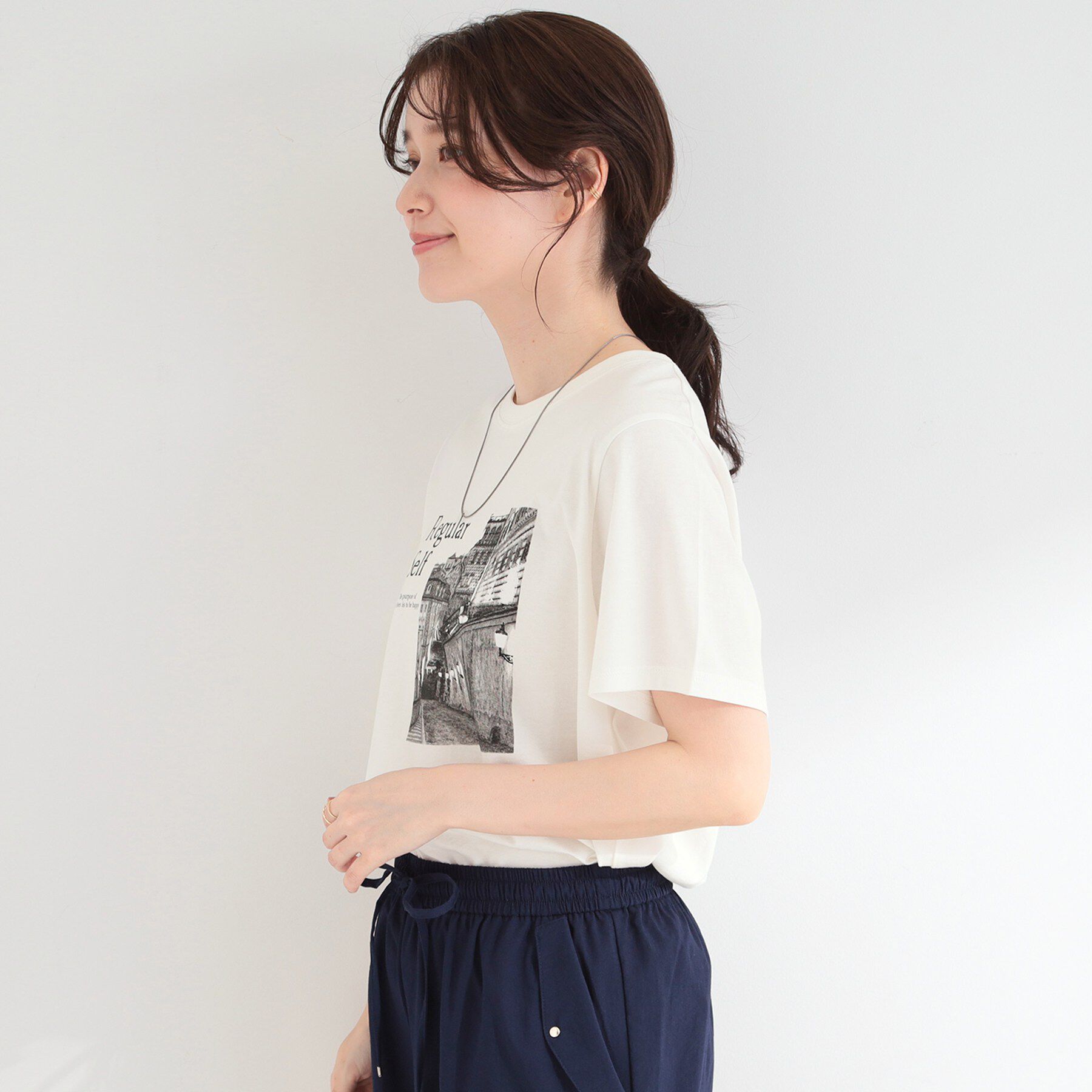 SHOO･LA･RUE「【S-LL/洗濯機可】大人のベーシックカラープリントTシャツ」|Tシャツ・カットソー|