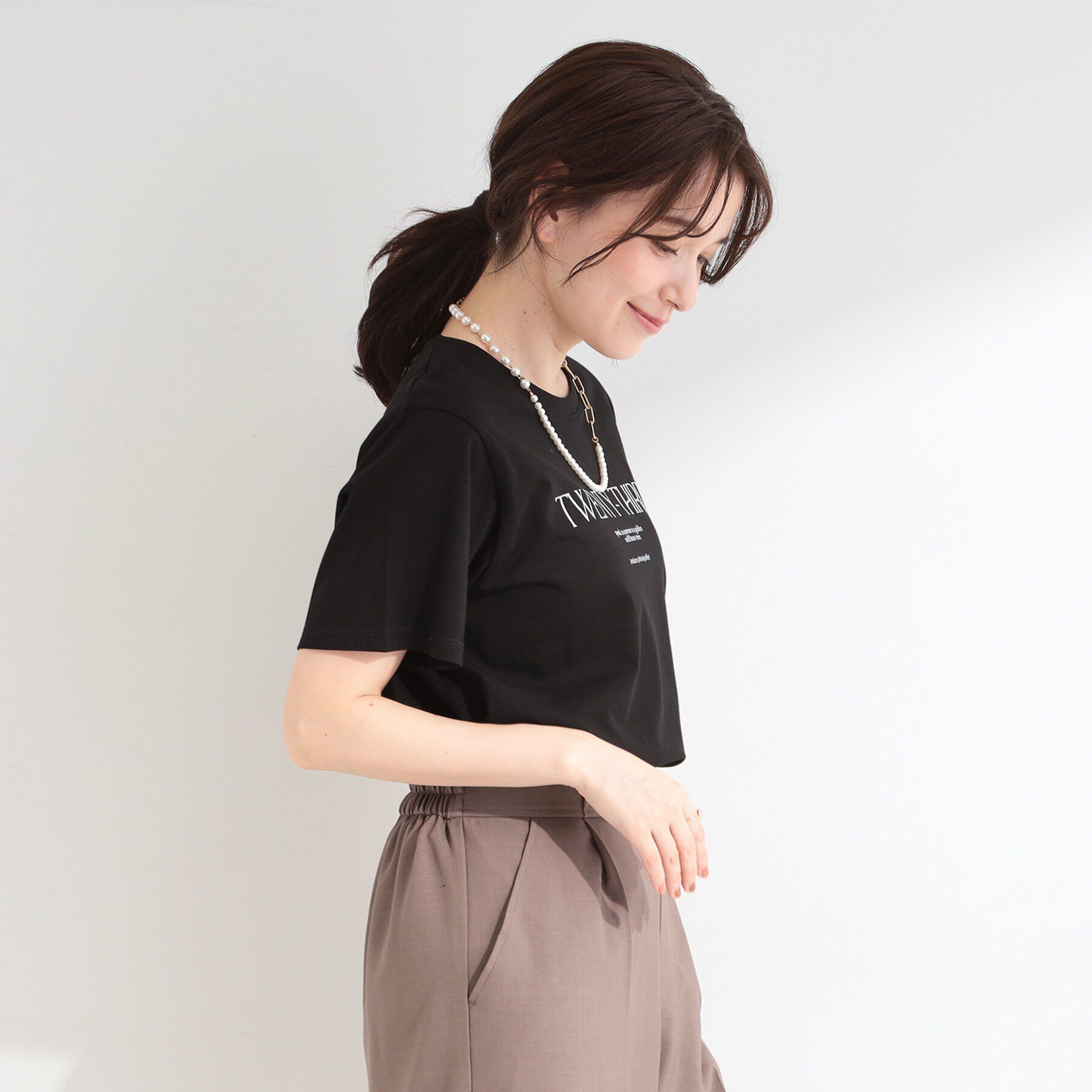 SHOO･LA･RUE「【S-LL/洗濯機可】大人のベーシックカラープリントTシャツ」|Tシャツ・カットソー|
