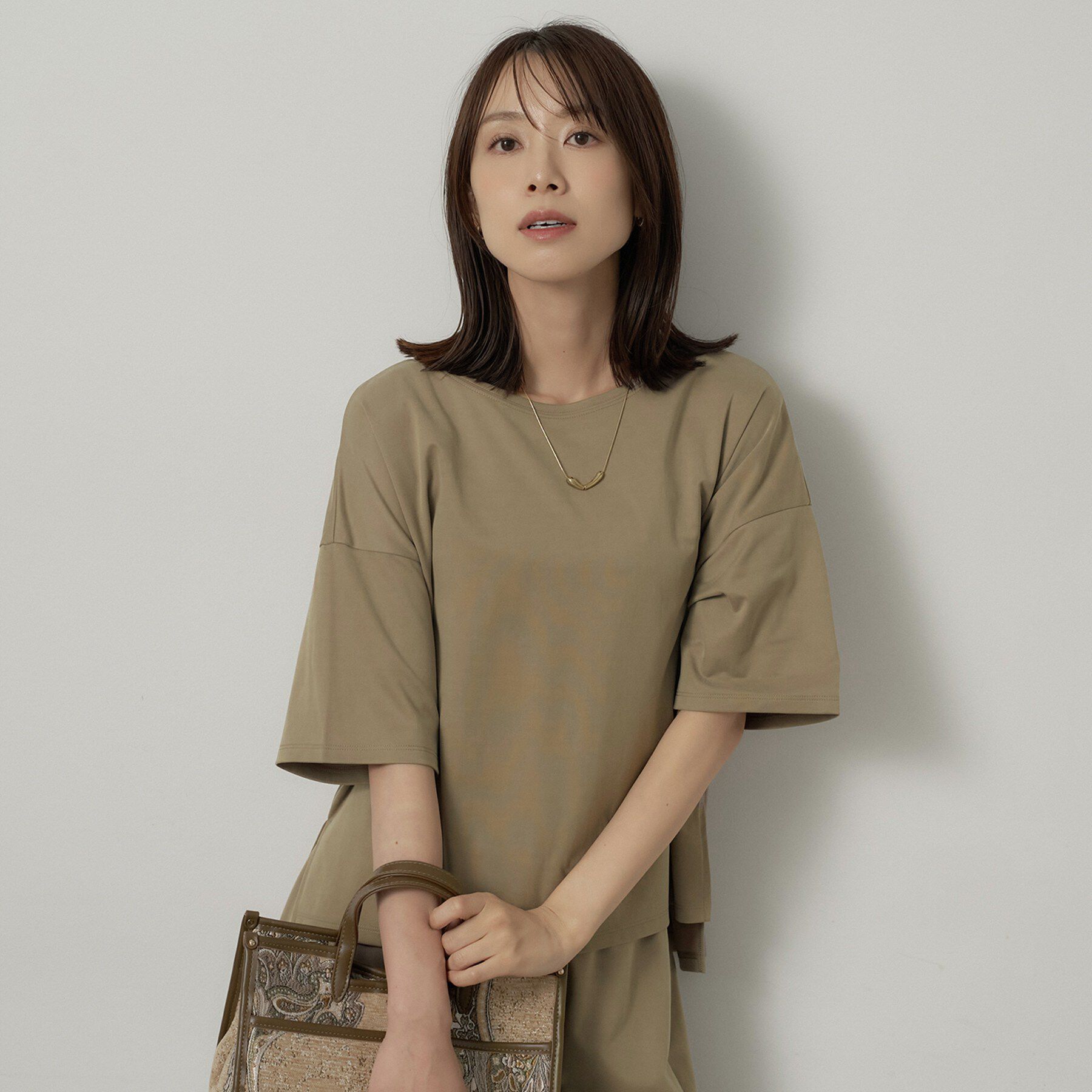 UNTITLED「【きれいめTシャツ/セットアップ可】ヴィンテージライクプルオーバー」|Tシャツ・カットソー|
