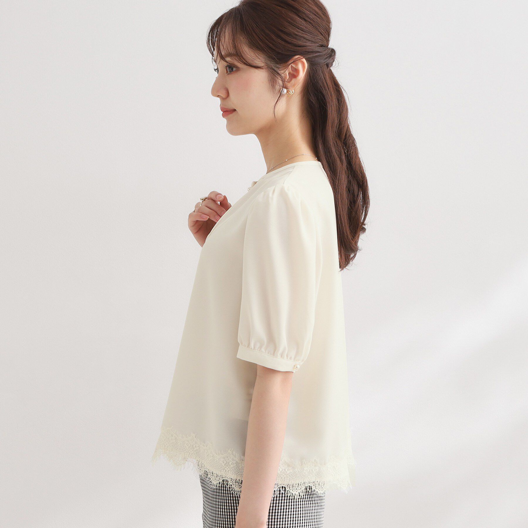 Couture broach「【洗える】ピンタック 裾レース ブラウス」|シャツ・ブラウス|