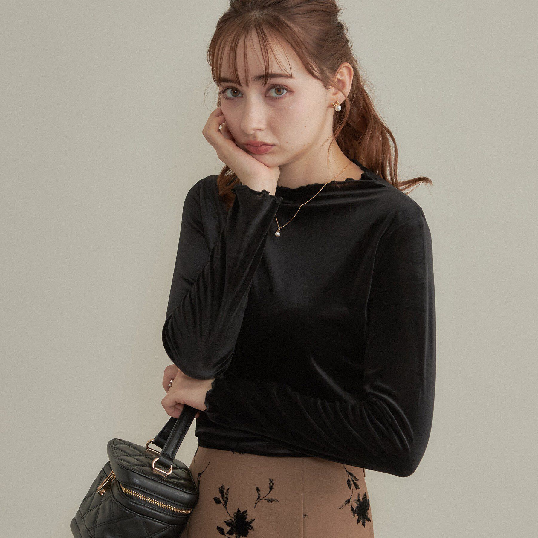 Couture broach「【上品な透け感・洗濯機可】シアーベロアトップス」|Tシャツ・カットソー|