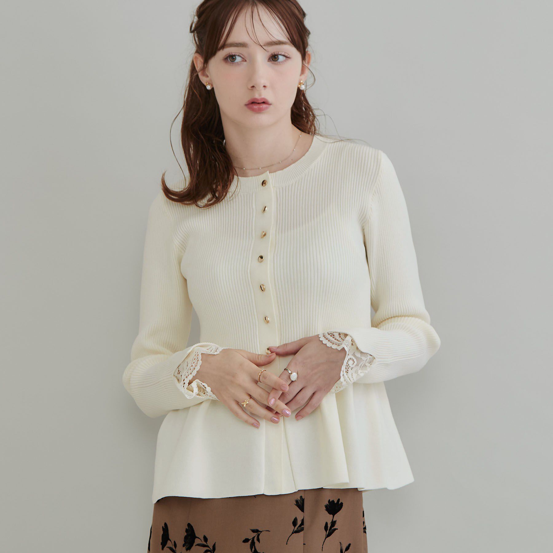 Couture broach「【上品見えの袖レース】ペプラム カーディガン」|カーディガン|