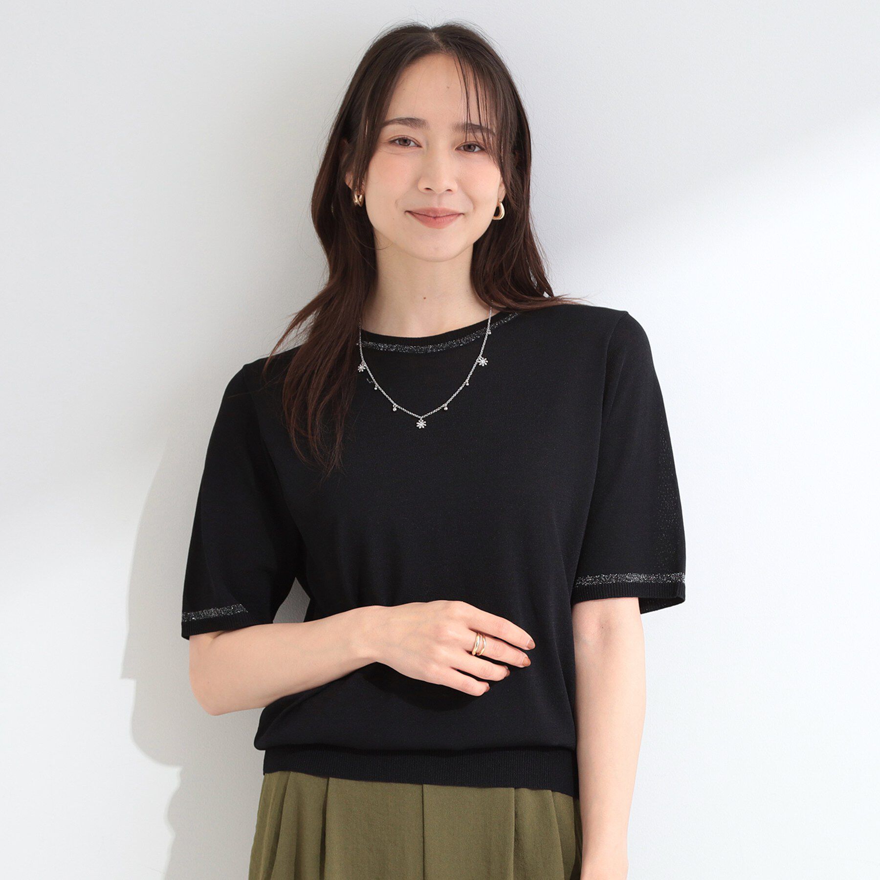 SHOO･LA･RUE「【洗濯機可/S-LL】キラッと華やか ラメライン五分袖ニット」|ニット・セーター|