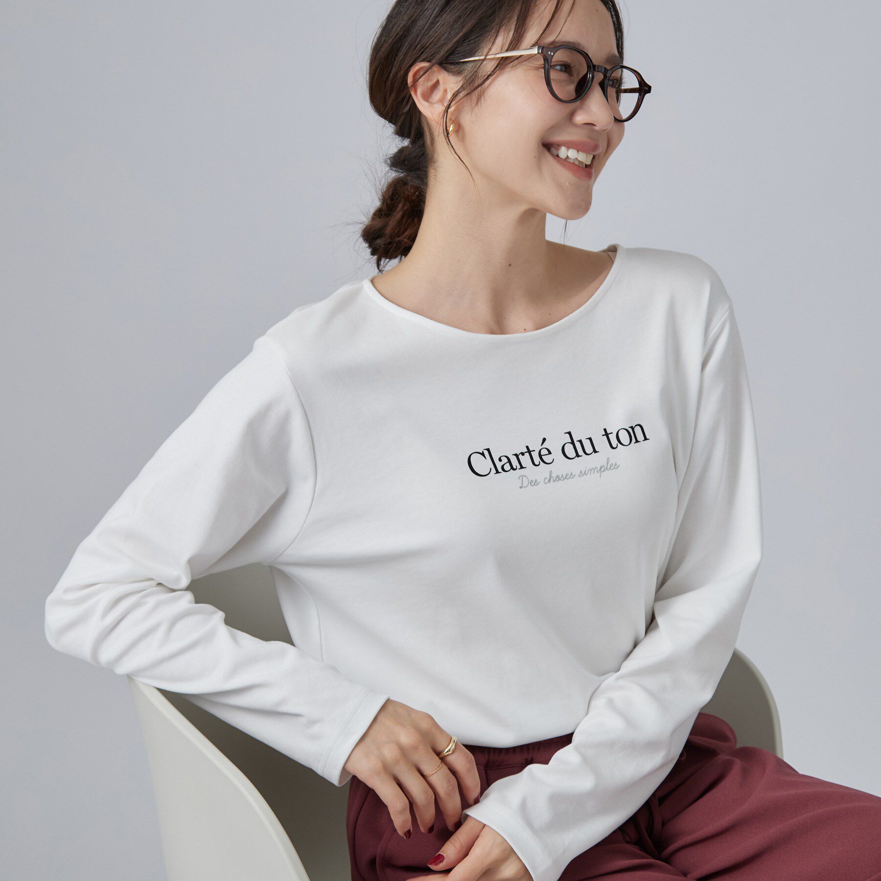 SHOO･LA･RUE「【UV/S-LL/洗濯機可】大人上品 ロゴプリントロンT」|Tシャツ・カットソー|ホワイト(101)