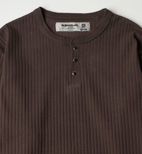  「【Sourcream】針抜きパールボタンヘンリートップス[2026AW]」|Tシャツ・カットソー|ブラウン