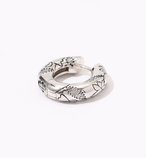 TOMORROWLAND GOODS「avgvst Black Millefleurs Hoop ピアス」|ピアス|