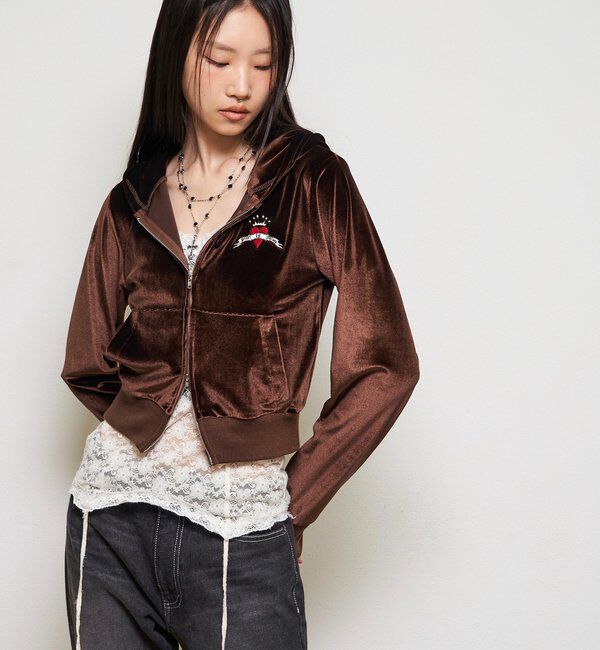  「【26AW LOOK掲載品番】ベロアインクドチビパーカー」|パーカー|