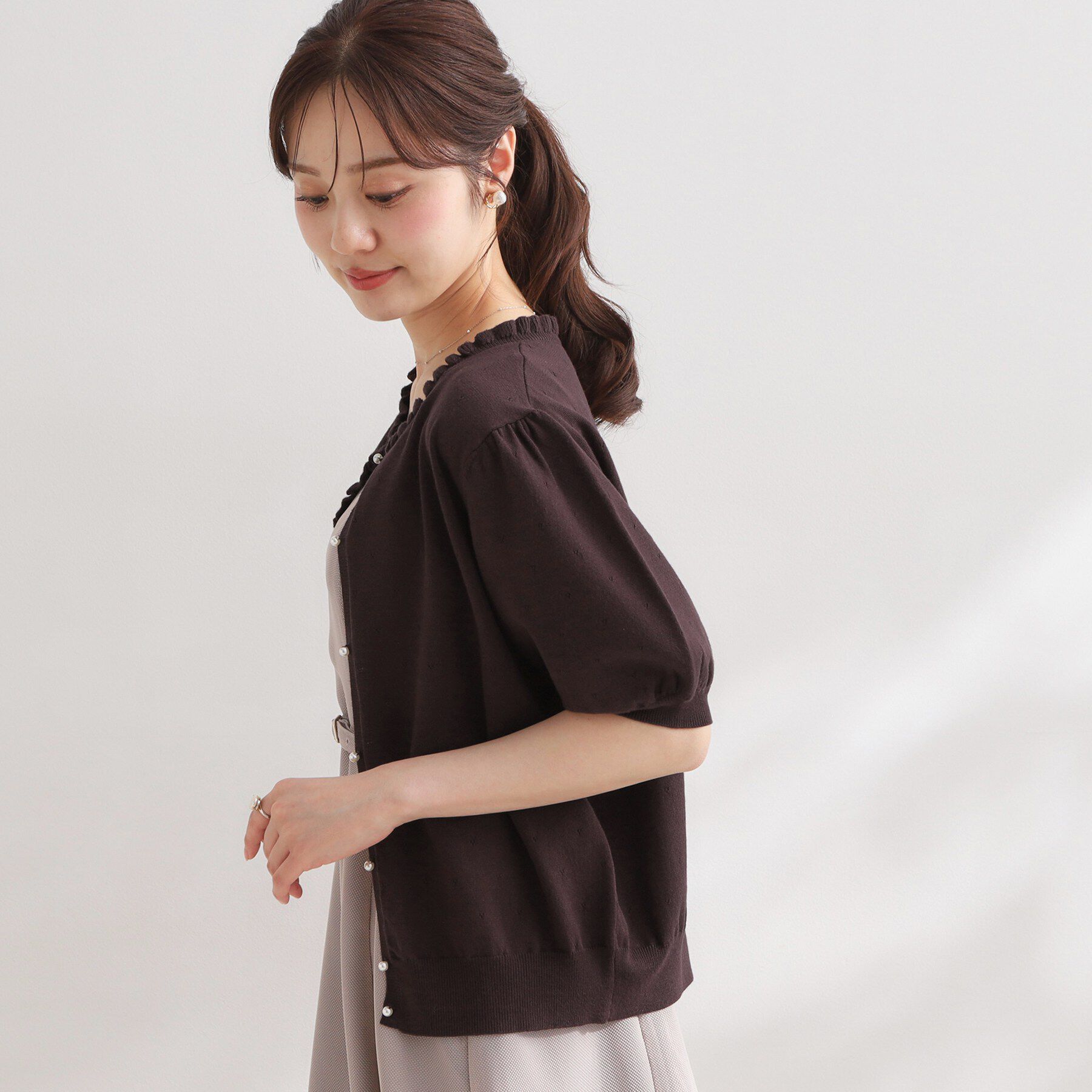 Couture broach「【洗える】透かし編み 半袖フリルカーデ」|カーディガン|