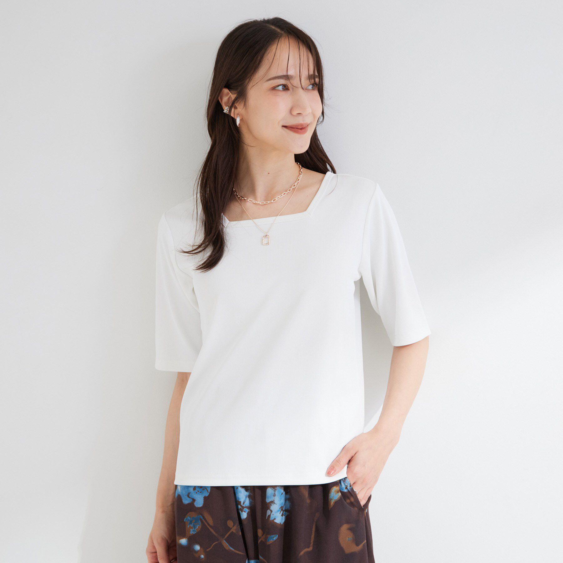 SHOO･LA･RUE「【前後2WAY/S-LL/洗濯機可】着回しやすい 5分袖テレコトップス」|Tシャツ・カットソー|