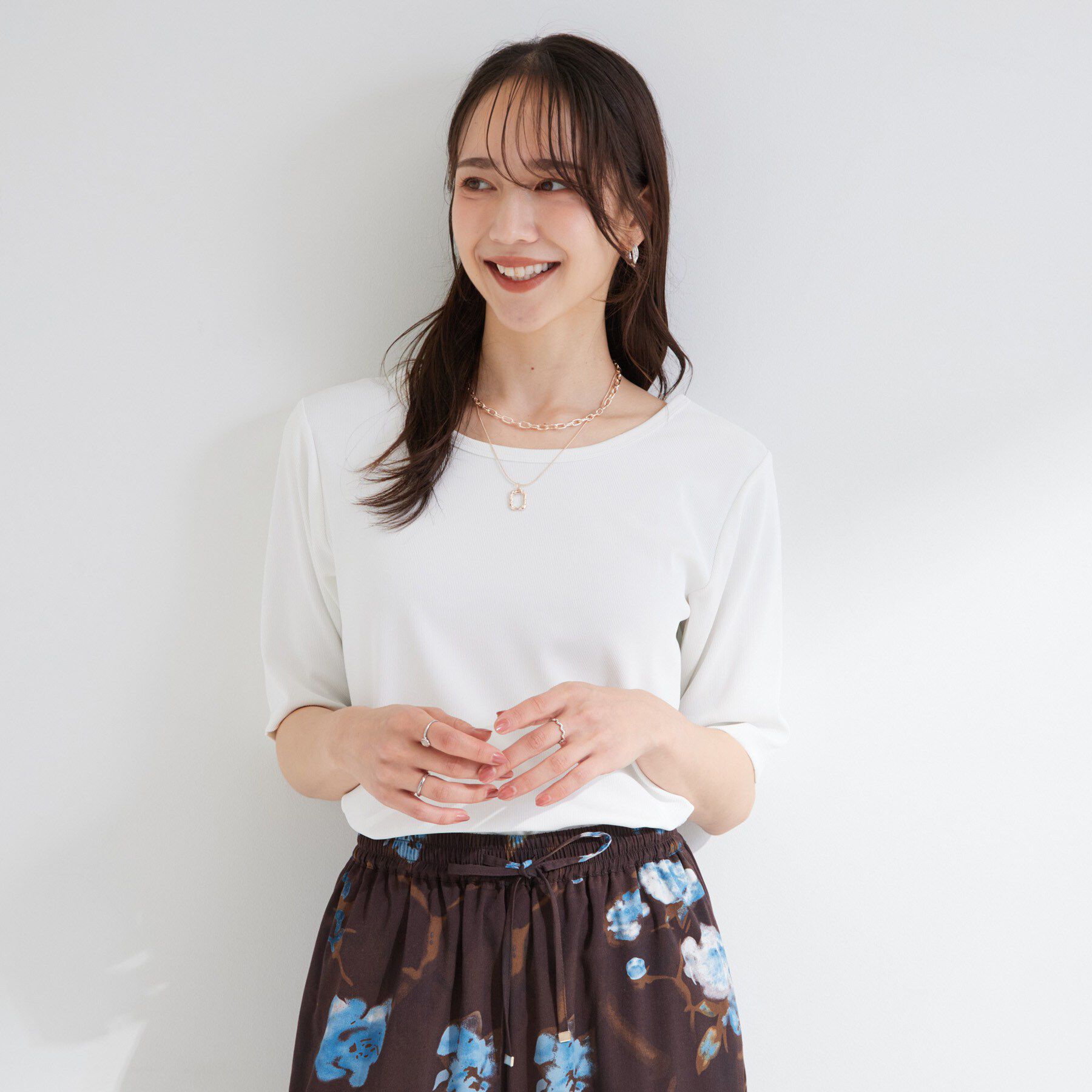 SHOO･LA･RUE「【前後2WAY/S-LL/洗濯機可】着回しやすい 5分袖テレコトップス」|Tシャツ・カットソー|