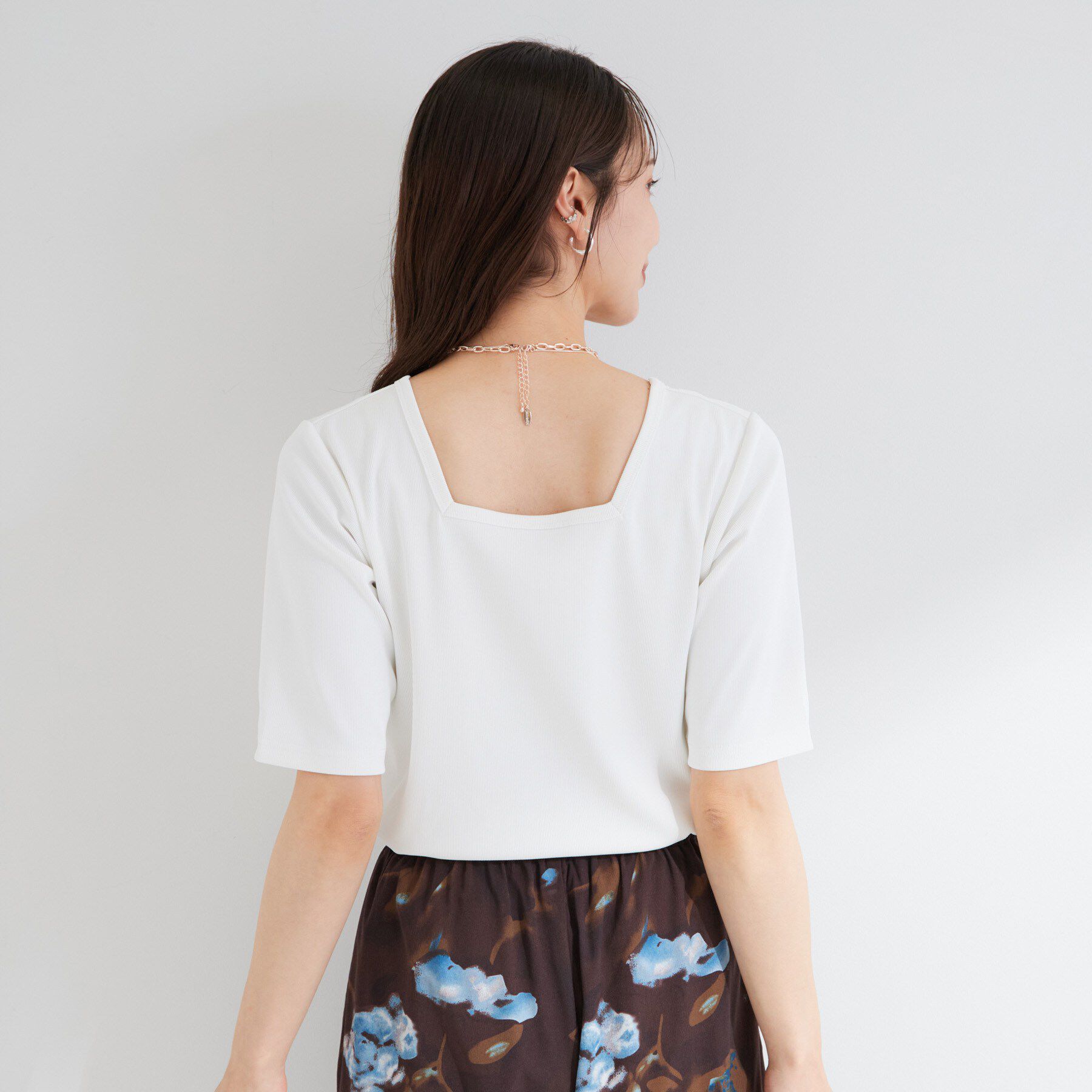 SHOO･LA･RUE「【前後2WAY/S-LL/洗濯機可】着回しやすい 5分袖テレコトップス」|Tシャツ・カットソー|