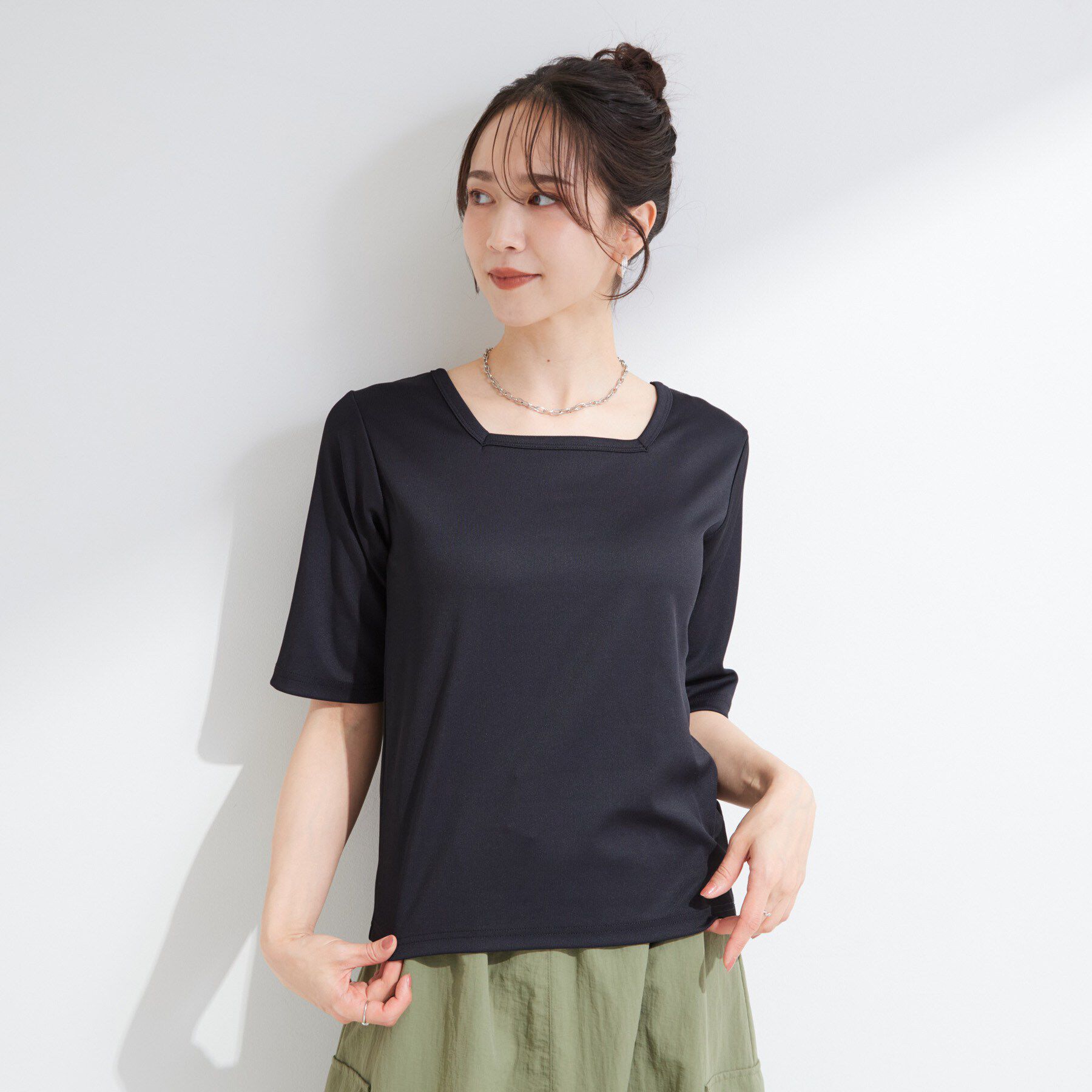 SHOO･LA･RUE「【前後2WAY/S-LL/洗濯機可】着回しやすい 5分袖テレコトップス」|Tシャツ・カットソー|