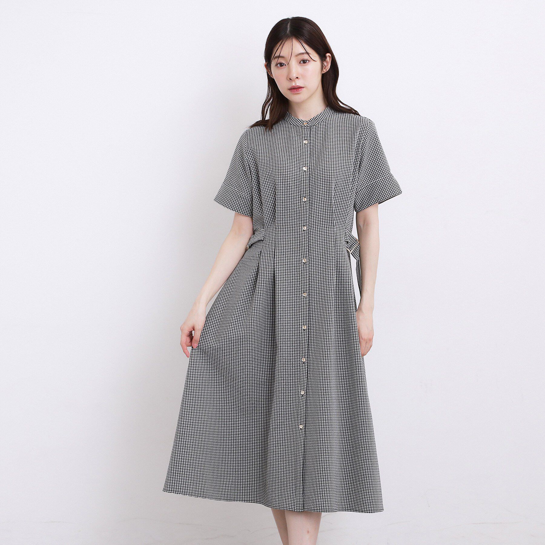 grove「【低身長さんも選べる着丈/UV・シワになりにくいetc】涼やかさも、きちんとも叶うワンピース」|ワンピース|