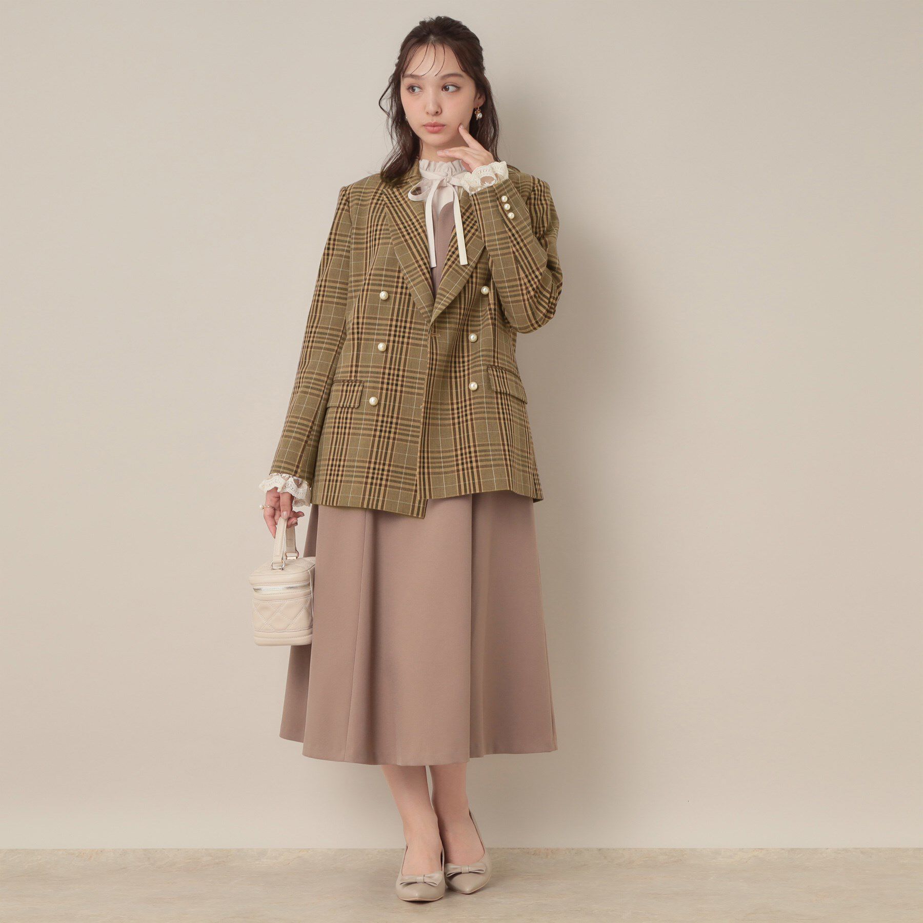 Couture broach「【高見え・きれいめ・通勤】レースカフス パール調釦テーラードジャケット」|テーラードジャケット|