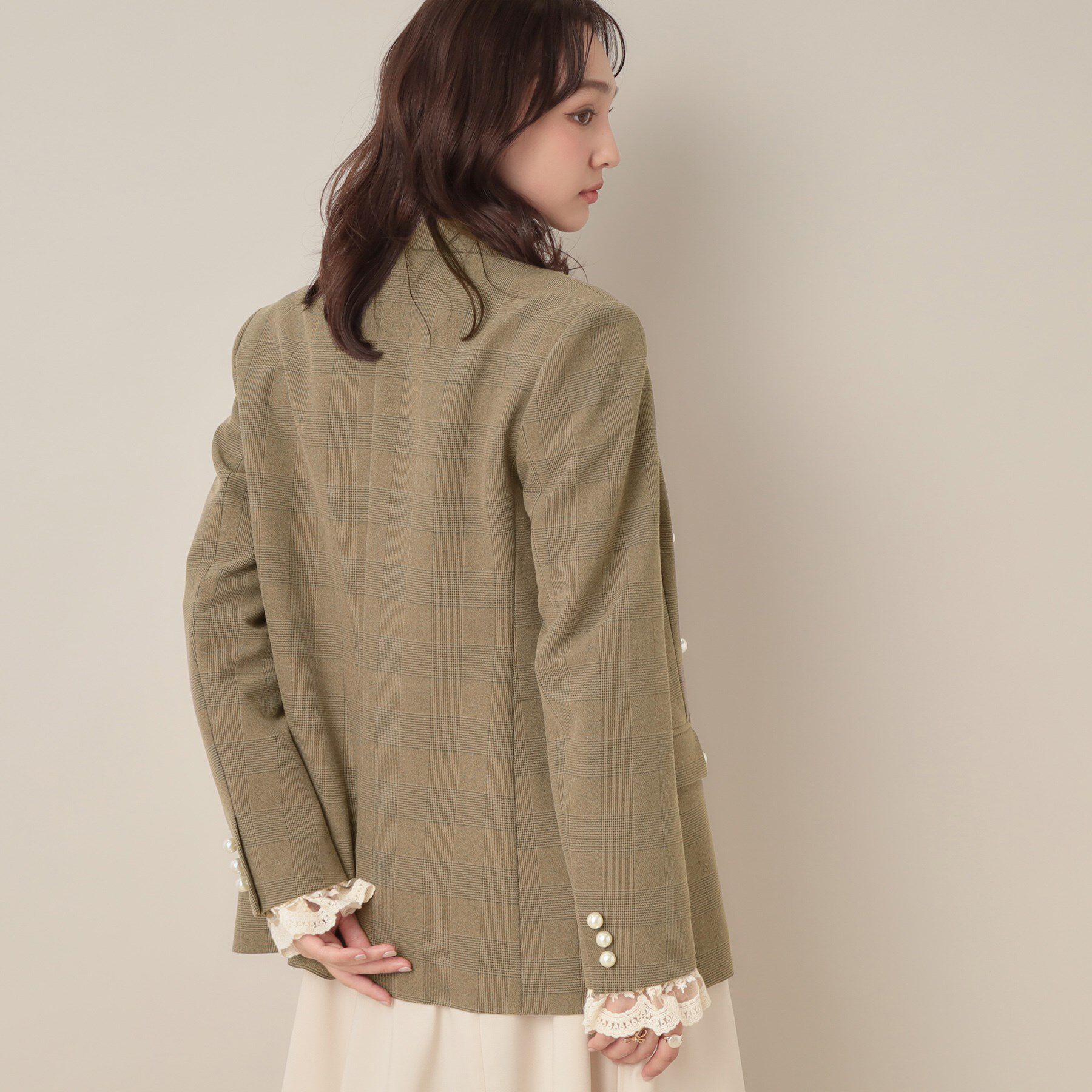 Couture broach「【高見え・きれいめ・通勤】レースカフス パール調釦テーラードジャケット」|テーラードジャケット|