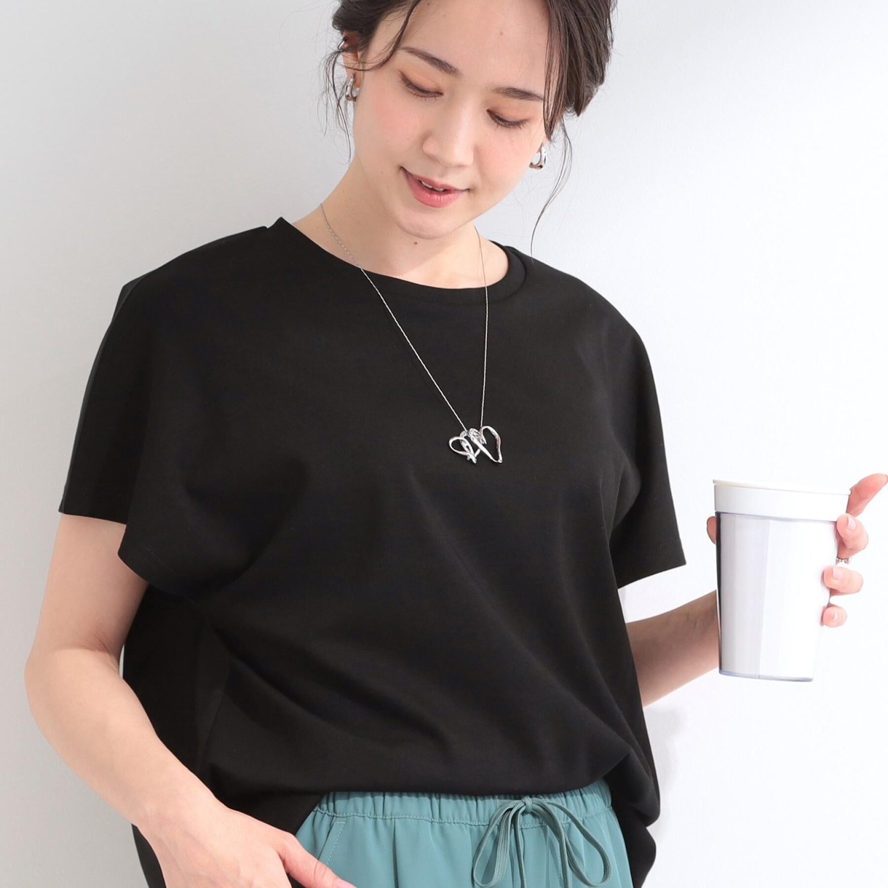 SHOO･LA･RUE「【体型カバー/S-LL】インせず着られる 前後素材切替Tシャツ」|Tシャツ・カットソー|ブラック(019)