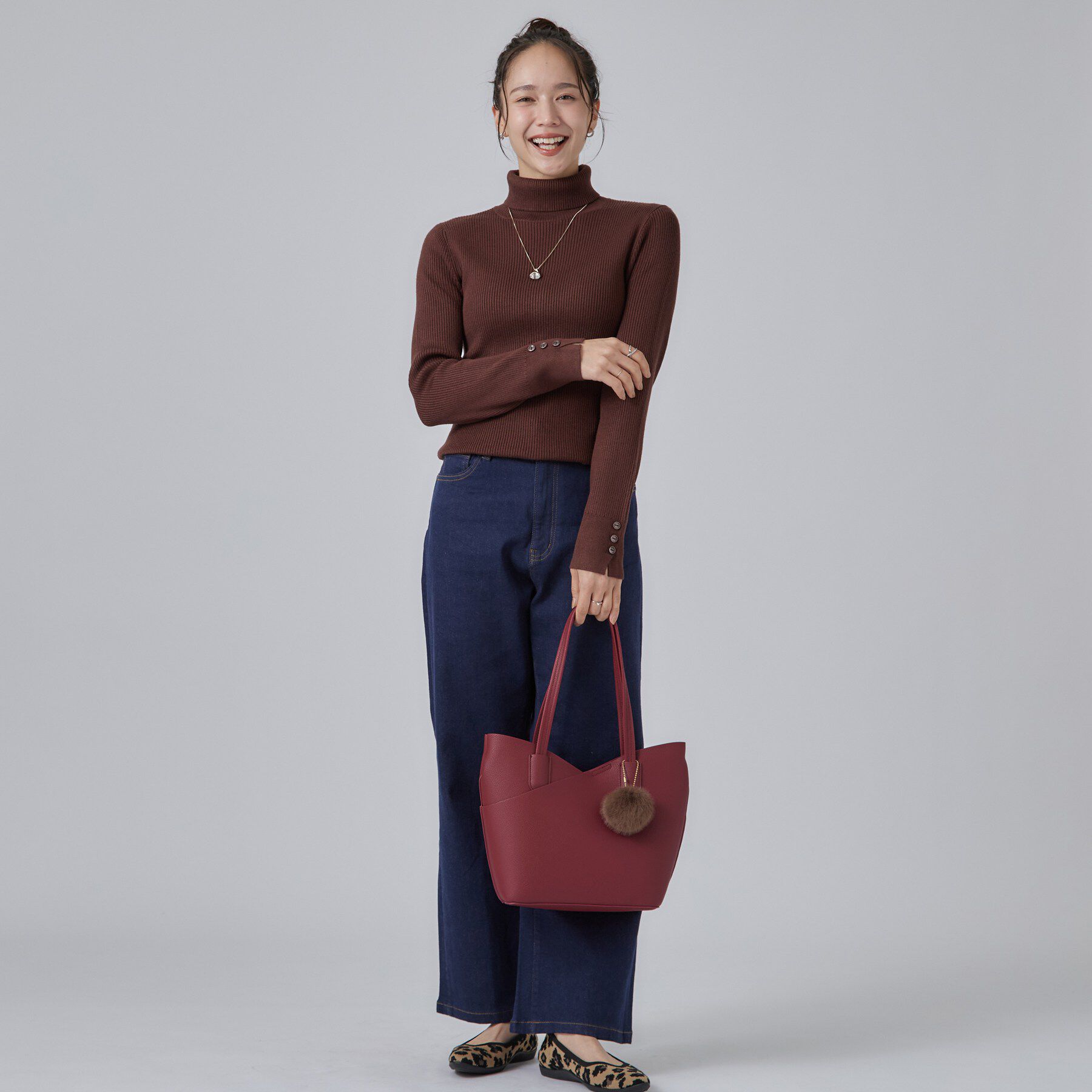 SHOO･LA･RUE「フェイクファーポンポン付きカッティングトートバッグ」|トートバッグ|