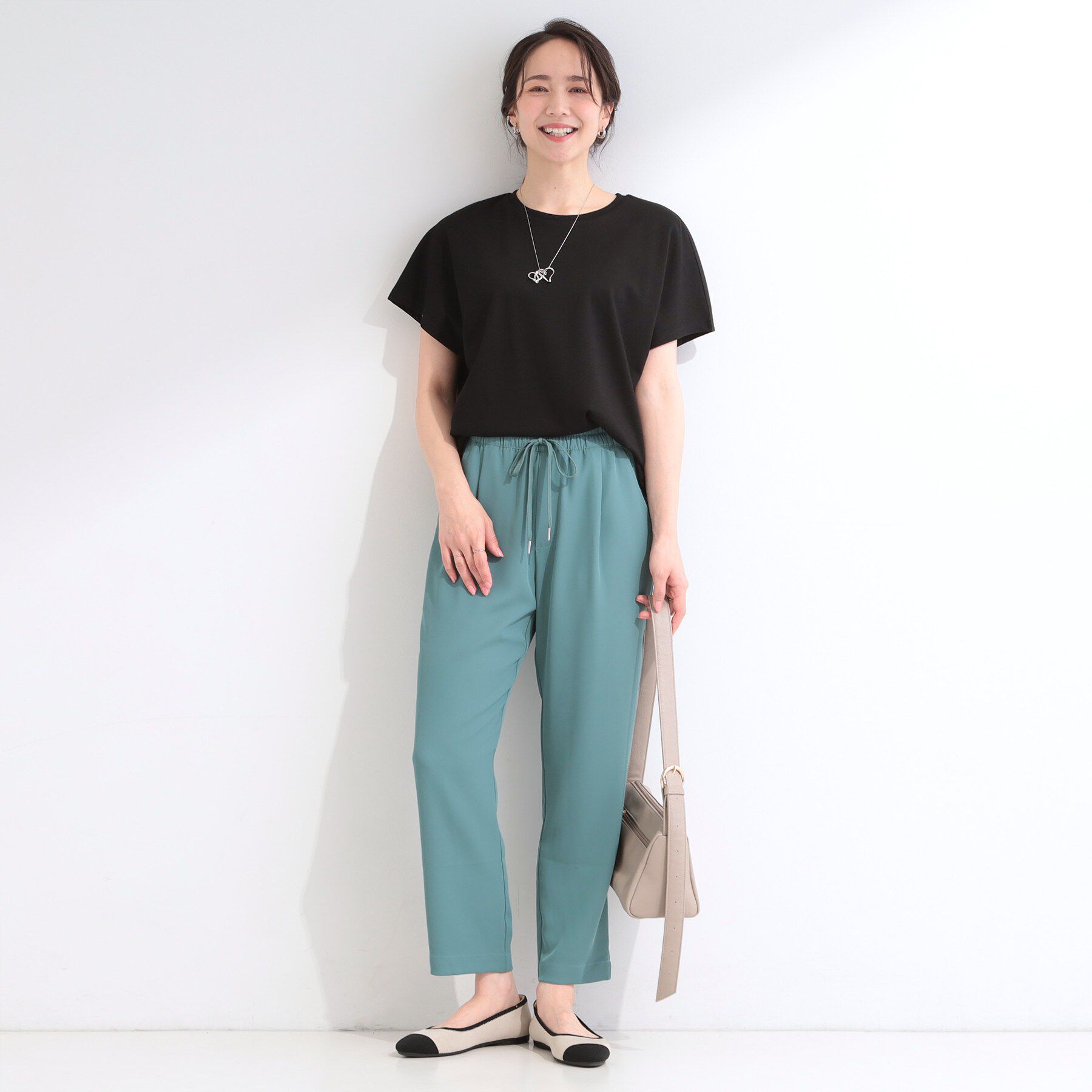 SHOO･LA･RUE「【体型カバー/S-LL】インせず着られる 前後素材切替Tシャツ」|Tシャツ・カットソー|