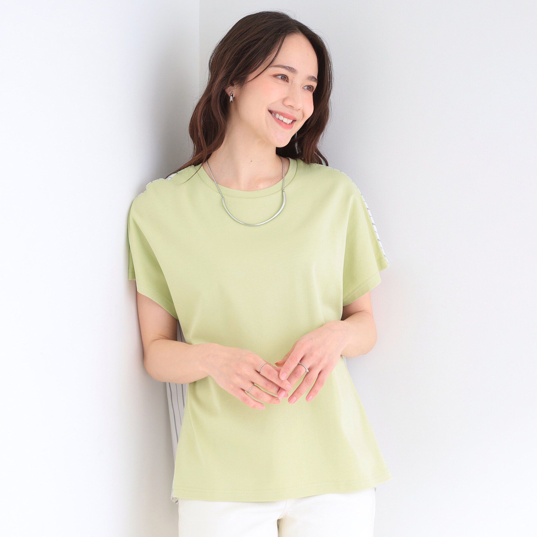 SHOO･LA･RUE「【体型カバー/S-LL】インせず着られる 前後素材切替Tシャツ」|Tシャツ・カットソー|