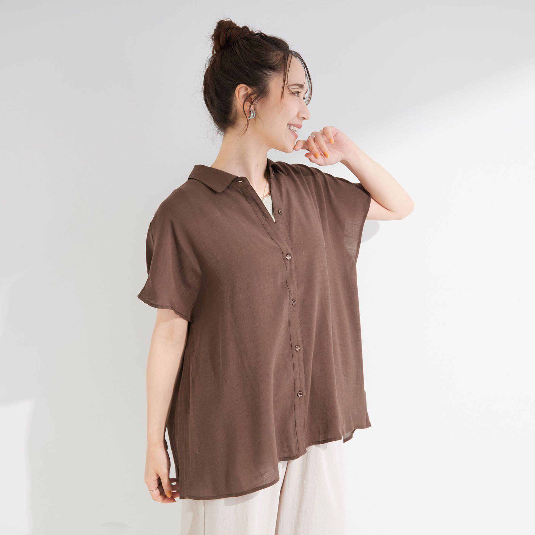 SHOO･LA･RUE「【UV/洗濯機可】ほんのりシアーで上品な バックギャザーブラウス」|シャツ・ブラウス|