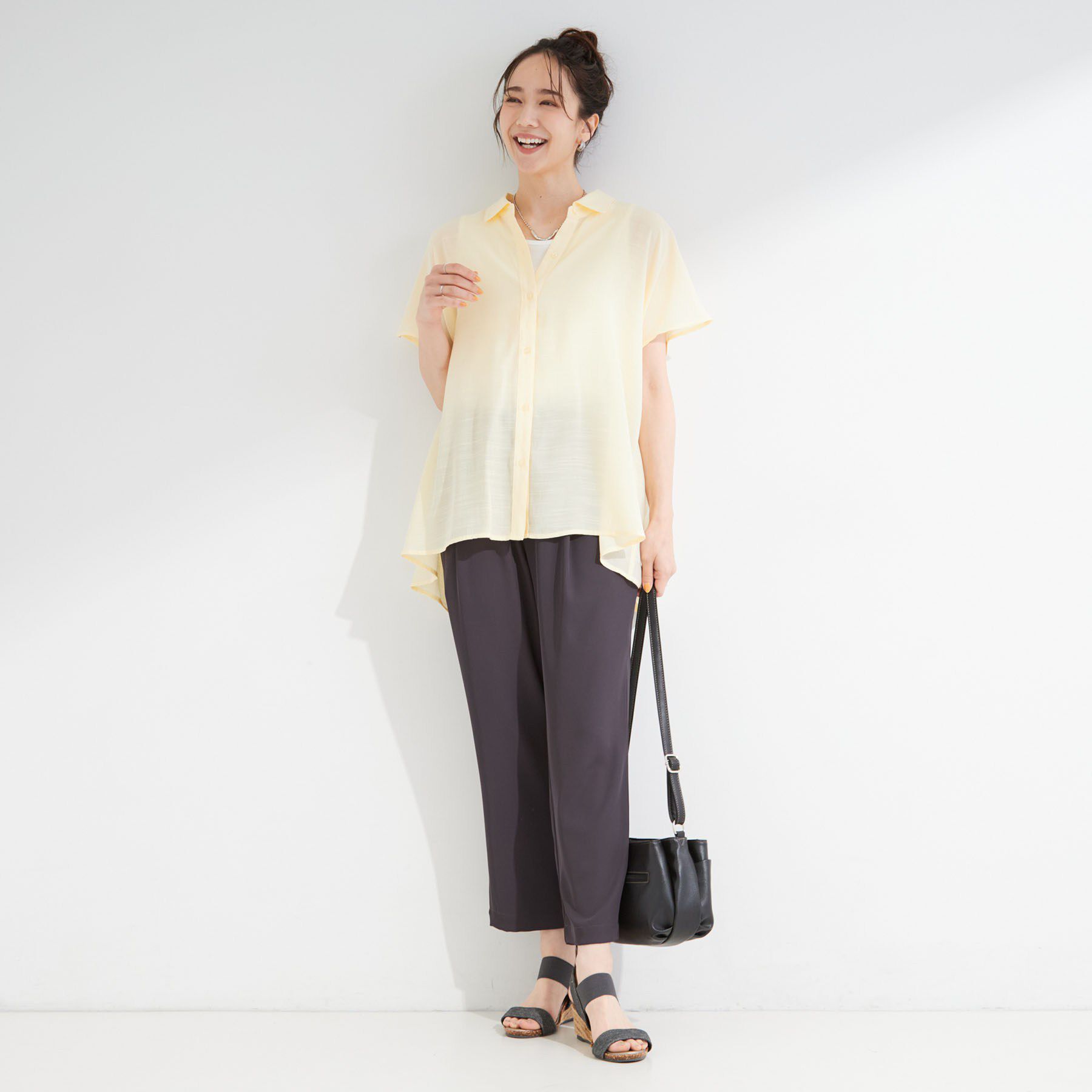 SHOO･LA･RUE「【UV/洗濯機可】ほんのりシアーで上品な バックギャザーブラウス」|シャツ・ブラウス|