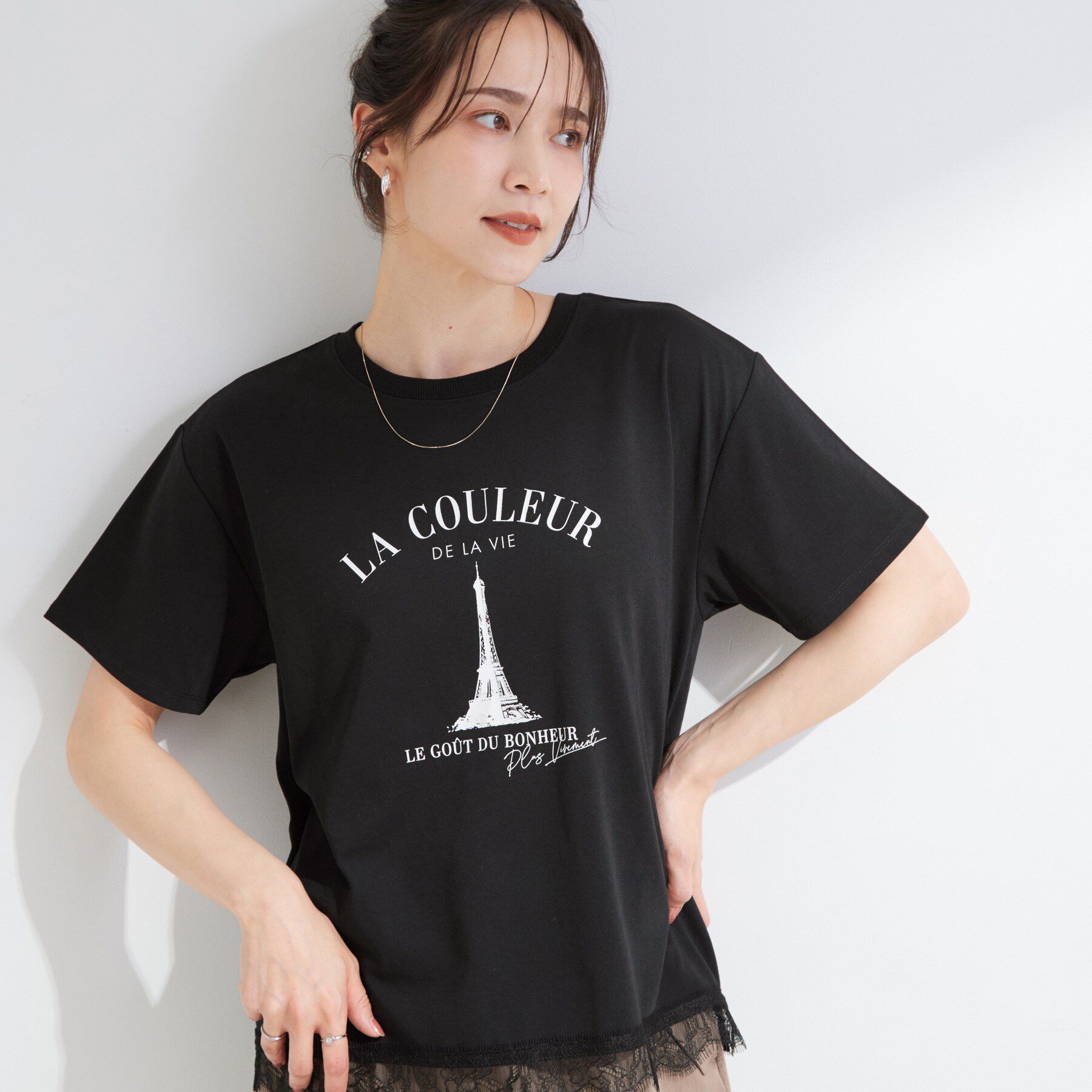 SHOO･LA･RUE「【UV/S-LL/洗濯機可】真夏に着たい裾レースが女性らしさをプラスする プリントアソートTシャツ」|Tシャツ・カットソー|ブラック(019)