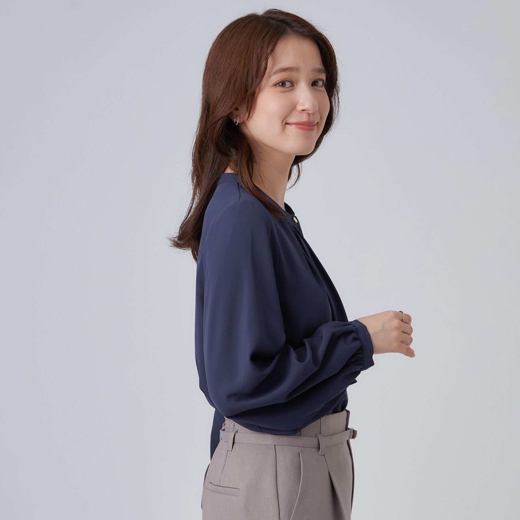 SHOO･LA･RUE「【通勤/UV//S-LL】大人の上品スタイルに ボウタイ風ブラウス」|シャツ・ブラウス|
