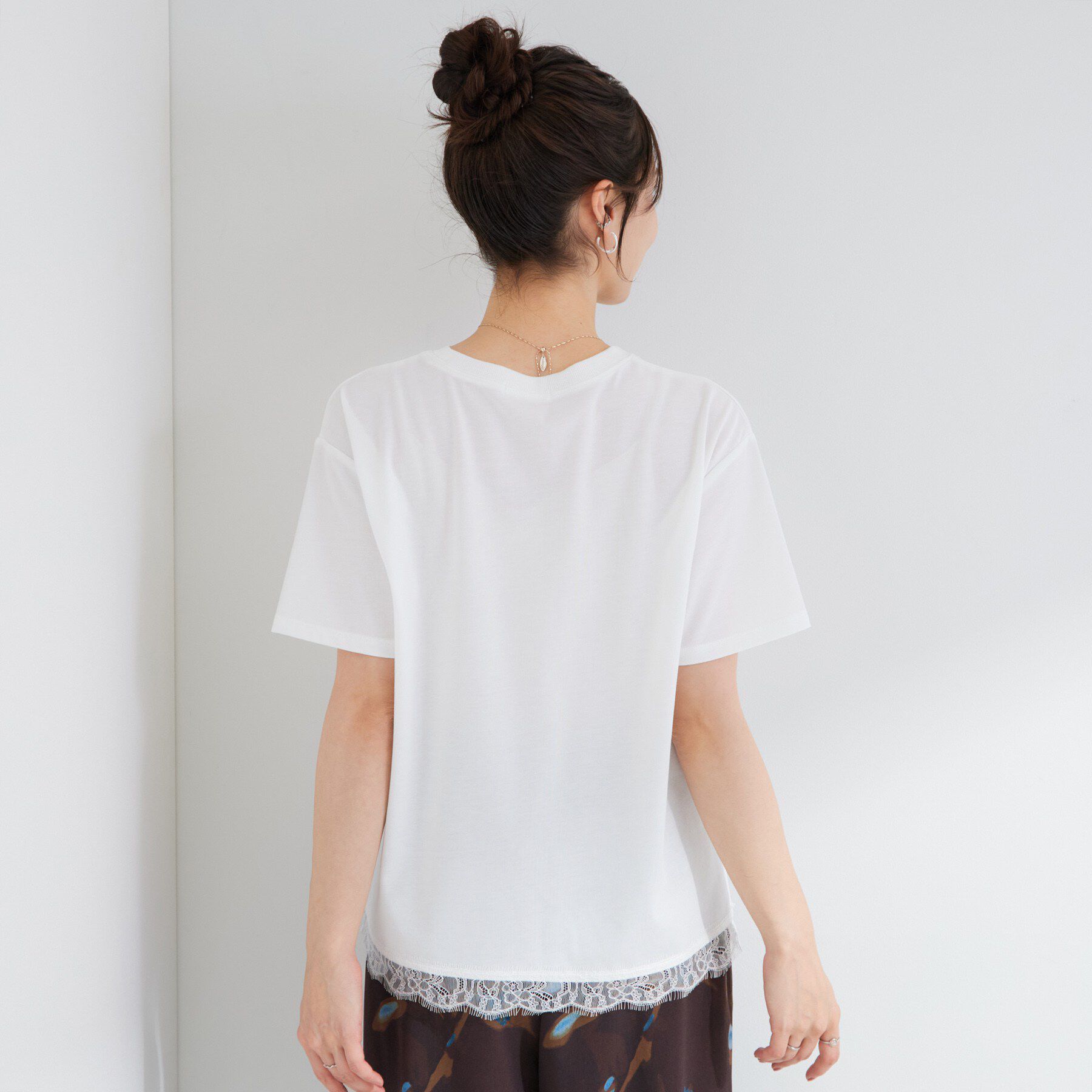 SHOO･LA･RUE「【UV/S-LL/洗濯機可】真夏に着たい裾レースが女性らしさをプラスする プリントアソートTシャツ」|Tシャツ・カットソー|