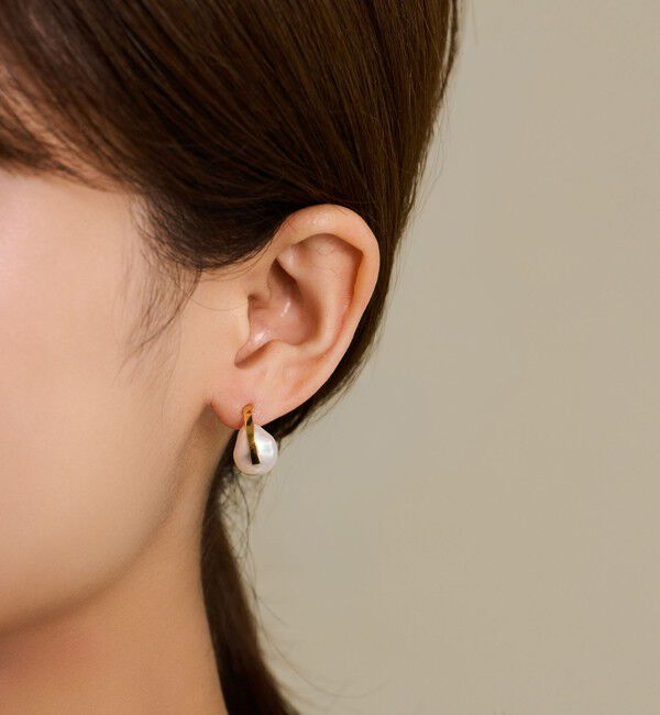 TOMORROWLAND GOODS「【別注】januka バロックパールピアス」|ピアス|