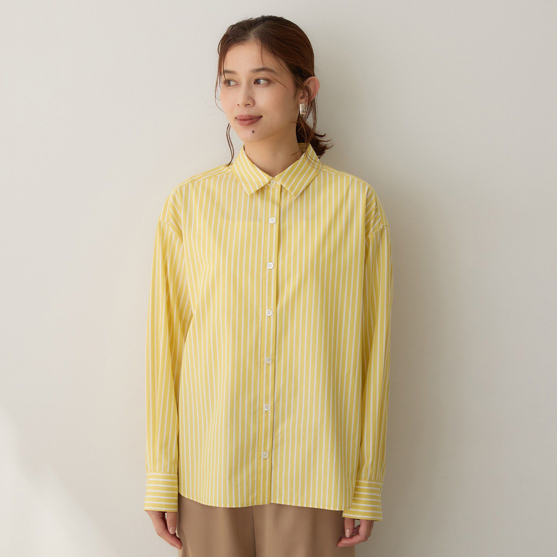 UNTITLED「【6色展開/コットン100】カラーベーシックシャツ」|シャツ・ブラウス|
