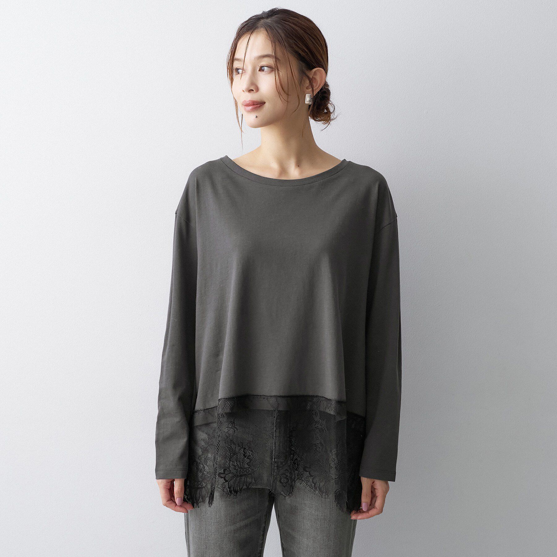 UNTITLED「レースドッキングプルオーバー」|Tシャツ・カットソー|