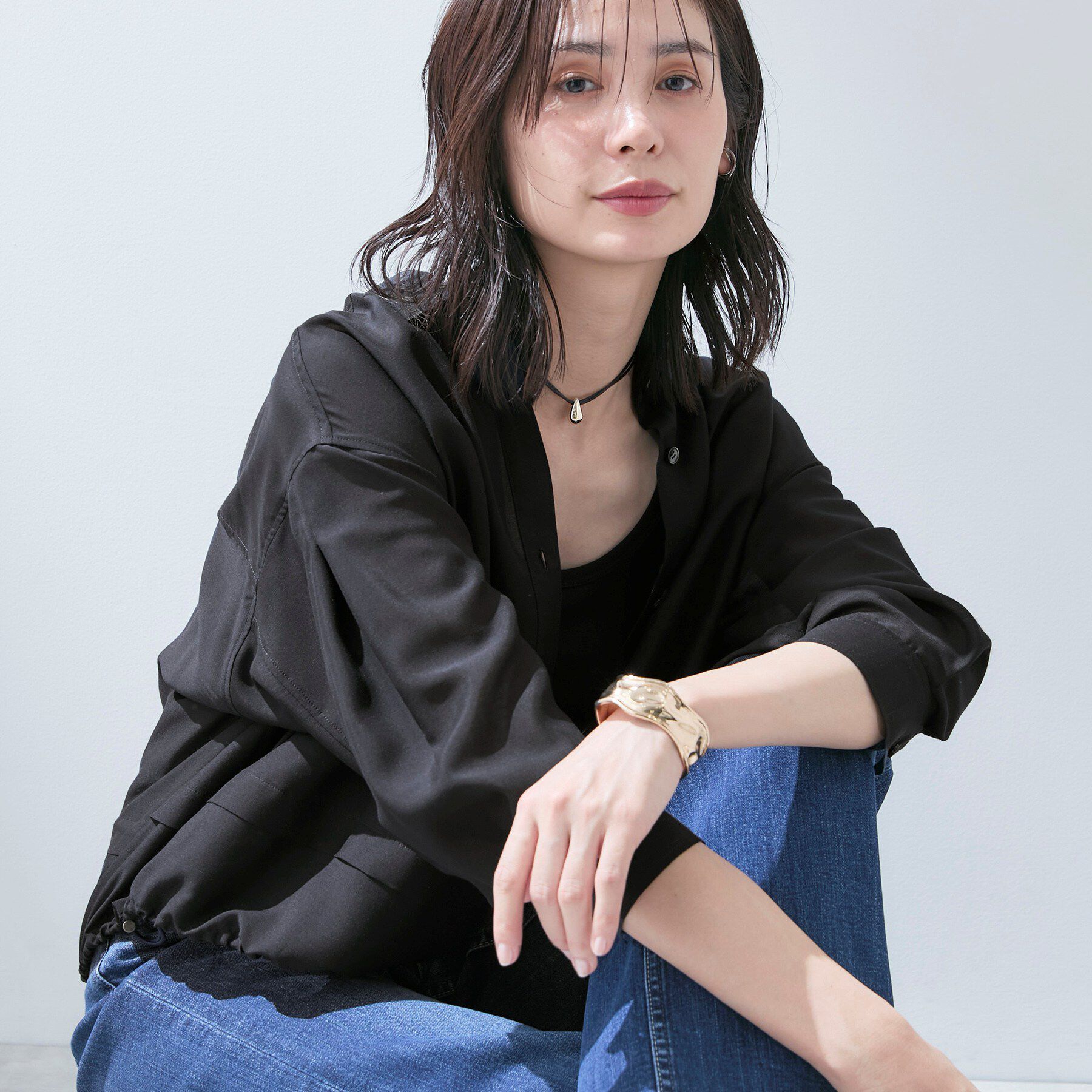 INDIVI「【接触冷感／洗える／2WAY】ドロスト付 シアーシャンブレーシャツ」|シャツ・ブラウス|ネイビー(494)