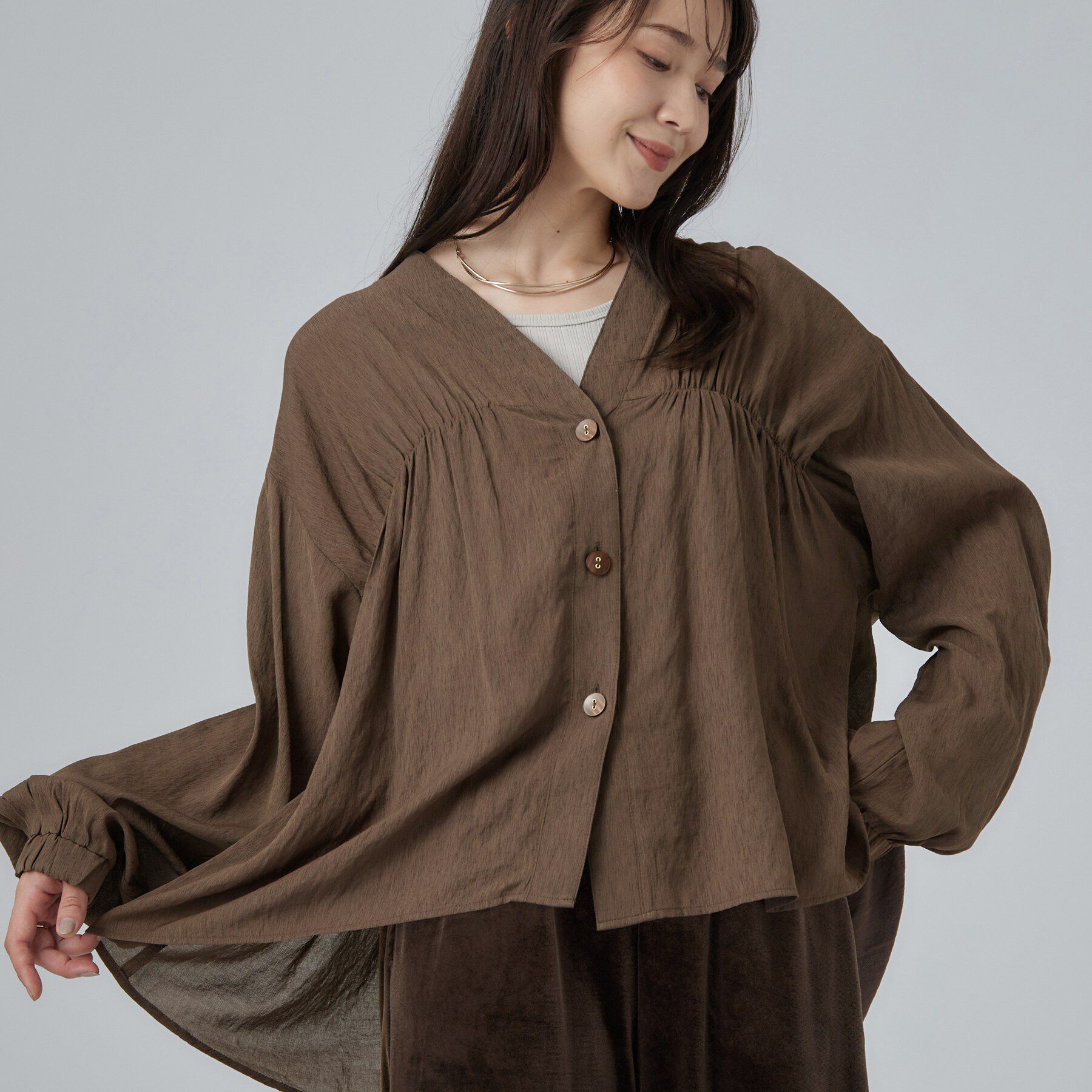 SHOO･LA･RUE「【S-LL/洗濯機可】着痩せシルエット シャーリングシャツカーディガン」|カーディガン|ブラウン(044)