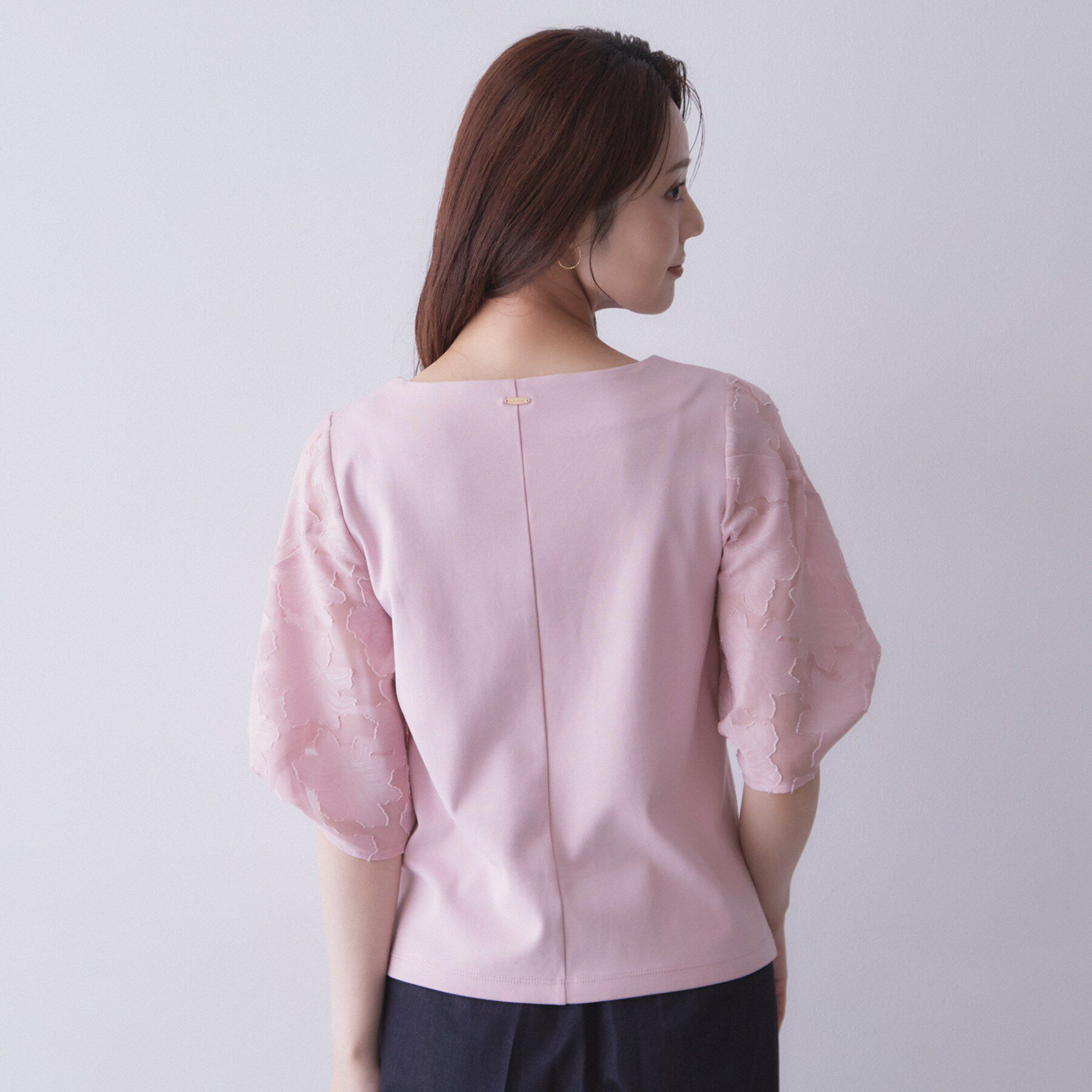 index「【S‐LLサイズ】花柄ジャカードスリーブトップス《接触冷感／UVケア／洗濯機OK》」|Tシャツ・カットソー|