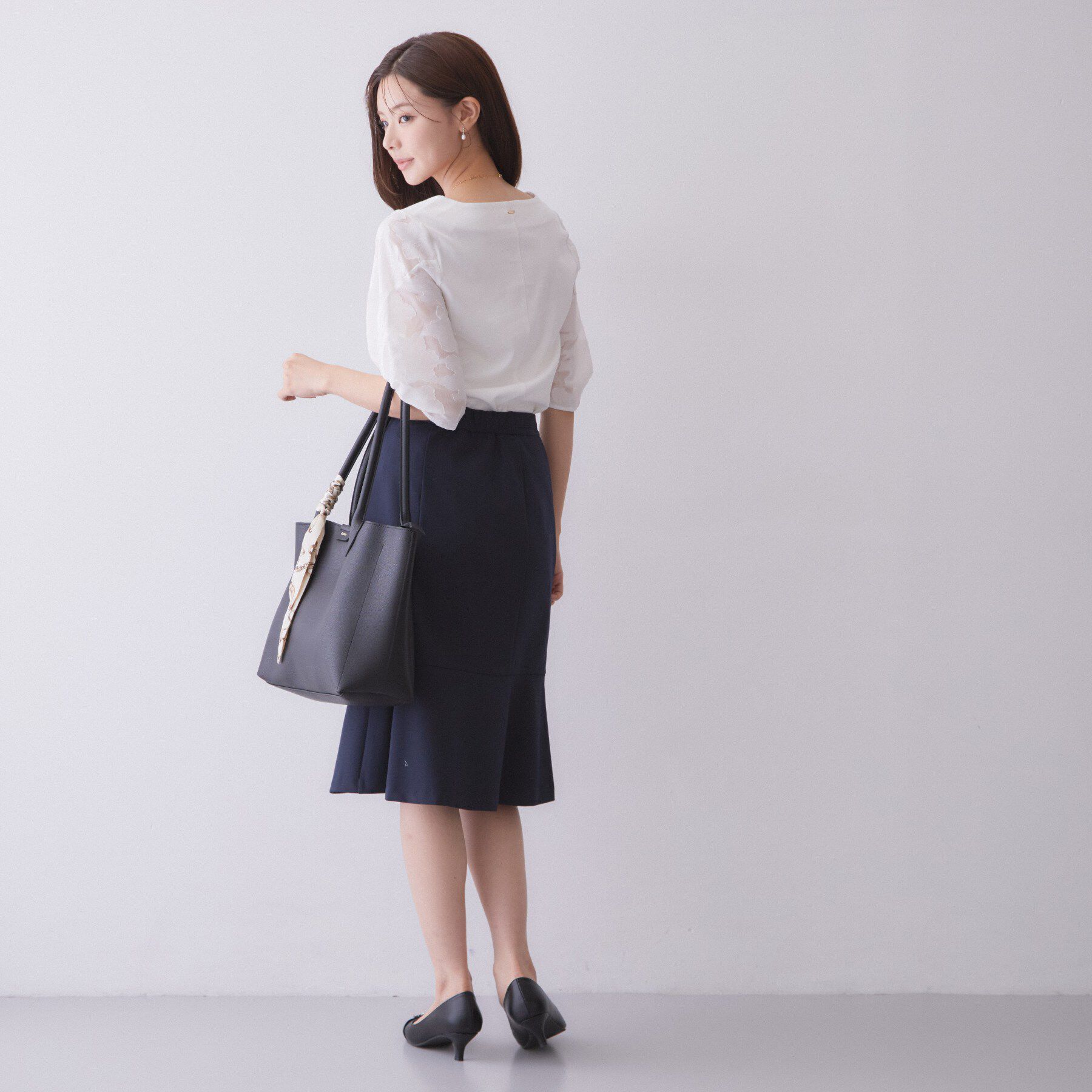 index「【S‐LLサイズ】花柄ジャカードスリーブトップス《接触冷感／UVケア／洗濯機OK》」|Tシャツ・カットソー|