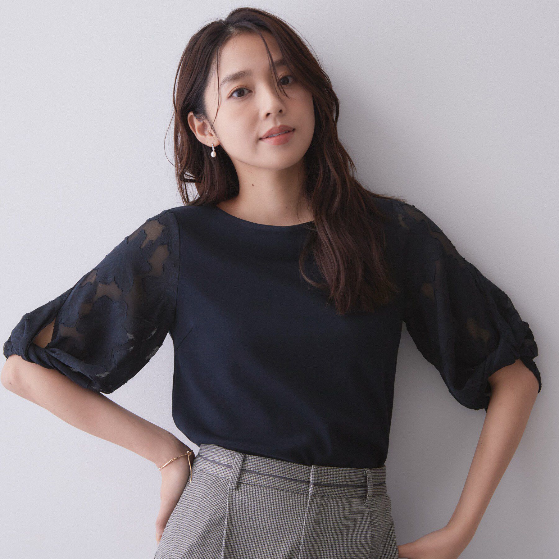 index「【S‐LLサイズ】花柄ジャカードスリーブトップス《接触冷感／UVケア／洗濯機OK》」|Tシャツ・カットソー|ネイビー(094)