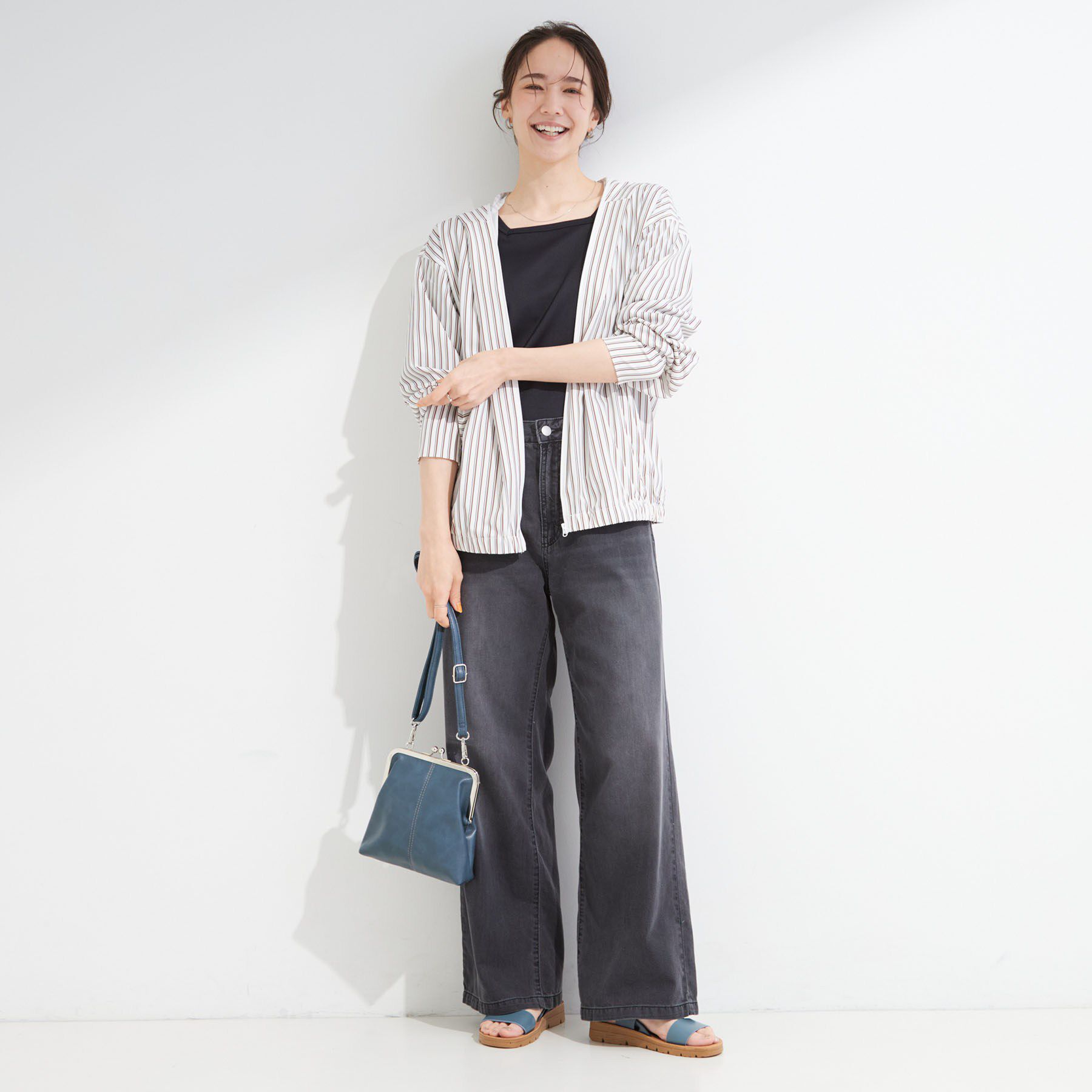 SHOO･LA･RUE「【洗濯後しわになりにくい/S-LL】お顔も手の甲もしっかりカバー　日よけ・指穴付きUVパーカ」|パーカー|