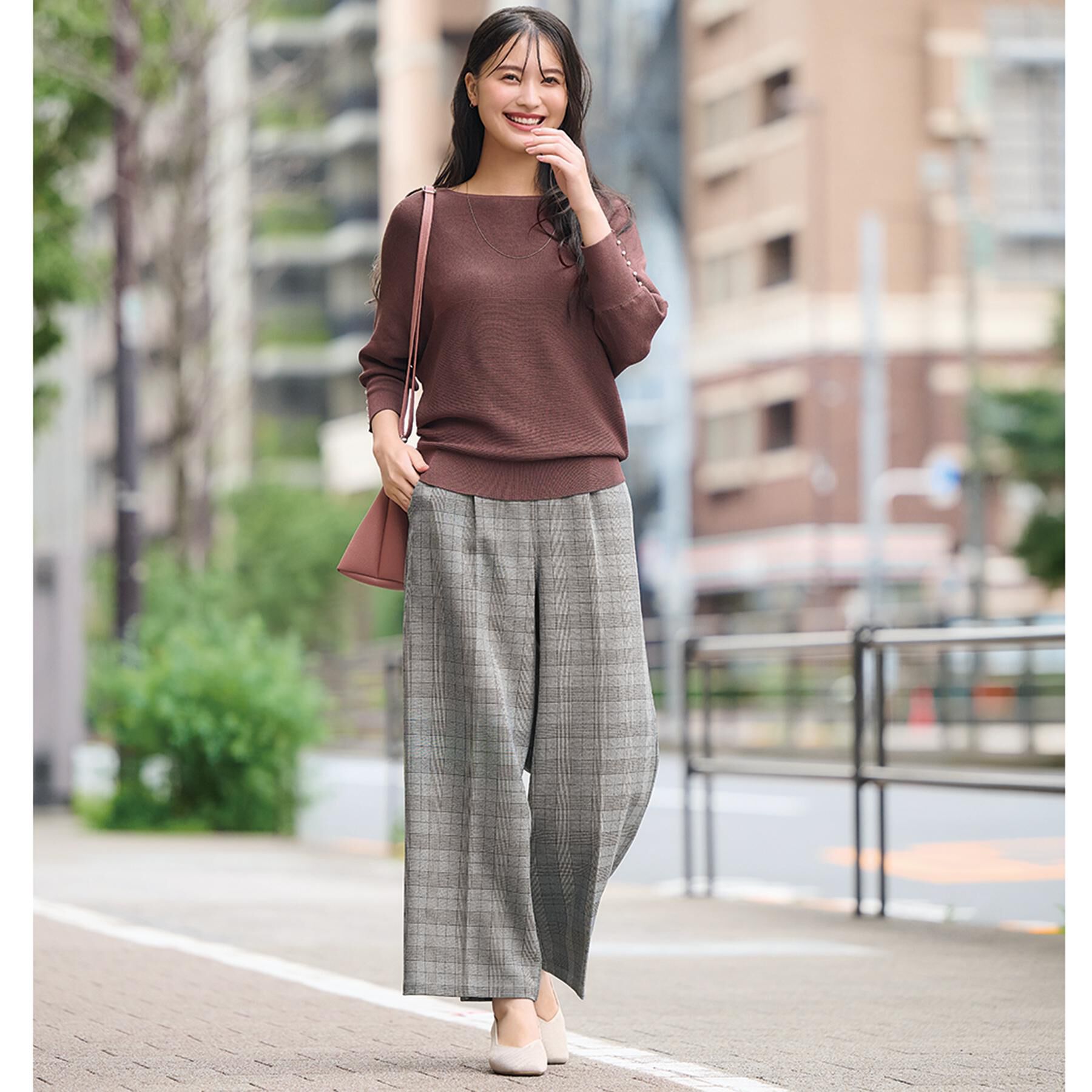 SHOO･LA･RUE「【毛玉になりにくい】パール調ボタンが女性らしさをプラス ガーター切替 7分袖ドルマンニット」|ニット・セーター|