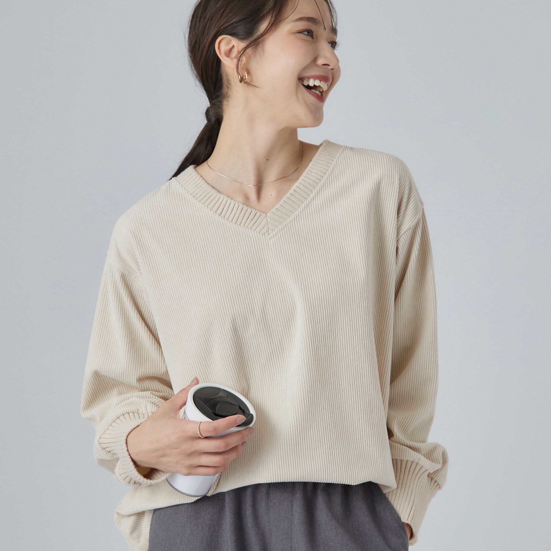SHOO･LA･RUE「コーデの幅が広がる！コーデュロイ2WAYプルオーバー」|Tシャツ・カットソー|アイボリー(004)