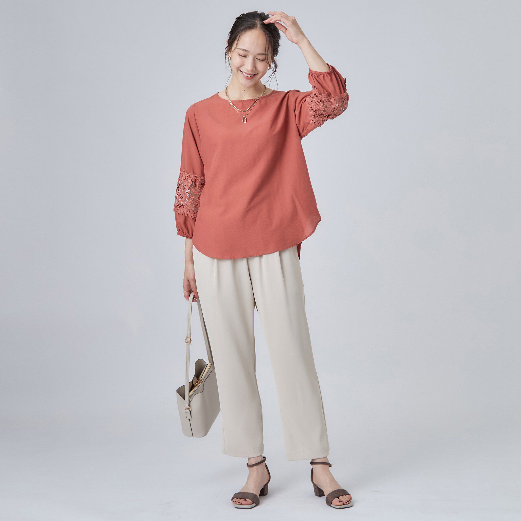 SHOO･LA･RUE「【洗濯機可/S-LL/洗濯後しわになりにくい】刺繍レースで高見え インせず決まる主役ブラウス」|シャツ・ブラウス|