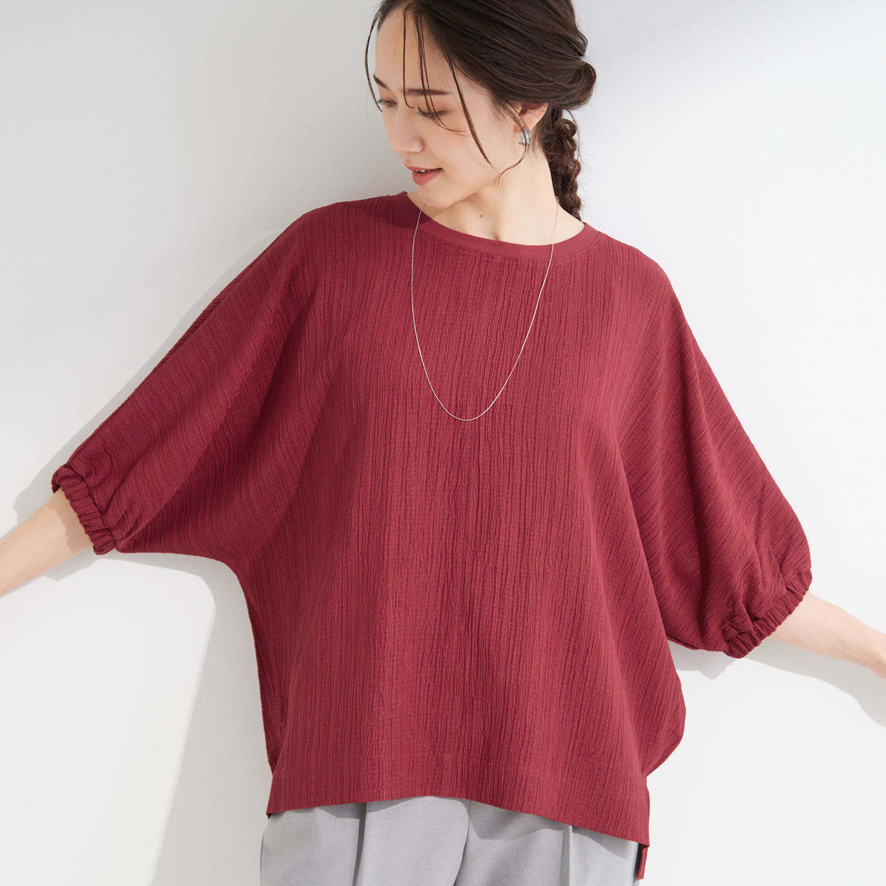 SHOO･LA･RUE「【インせず着られる/洗濯後しわになりにくい】しぼしぼドルマンブラウス」|シャツ・ブラウス|レッド(063)