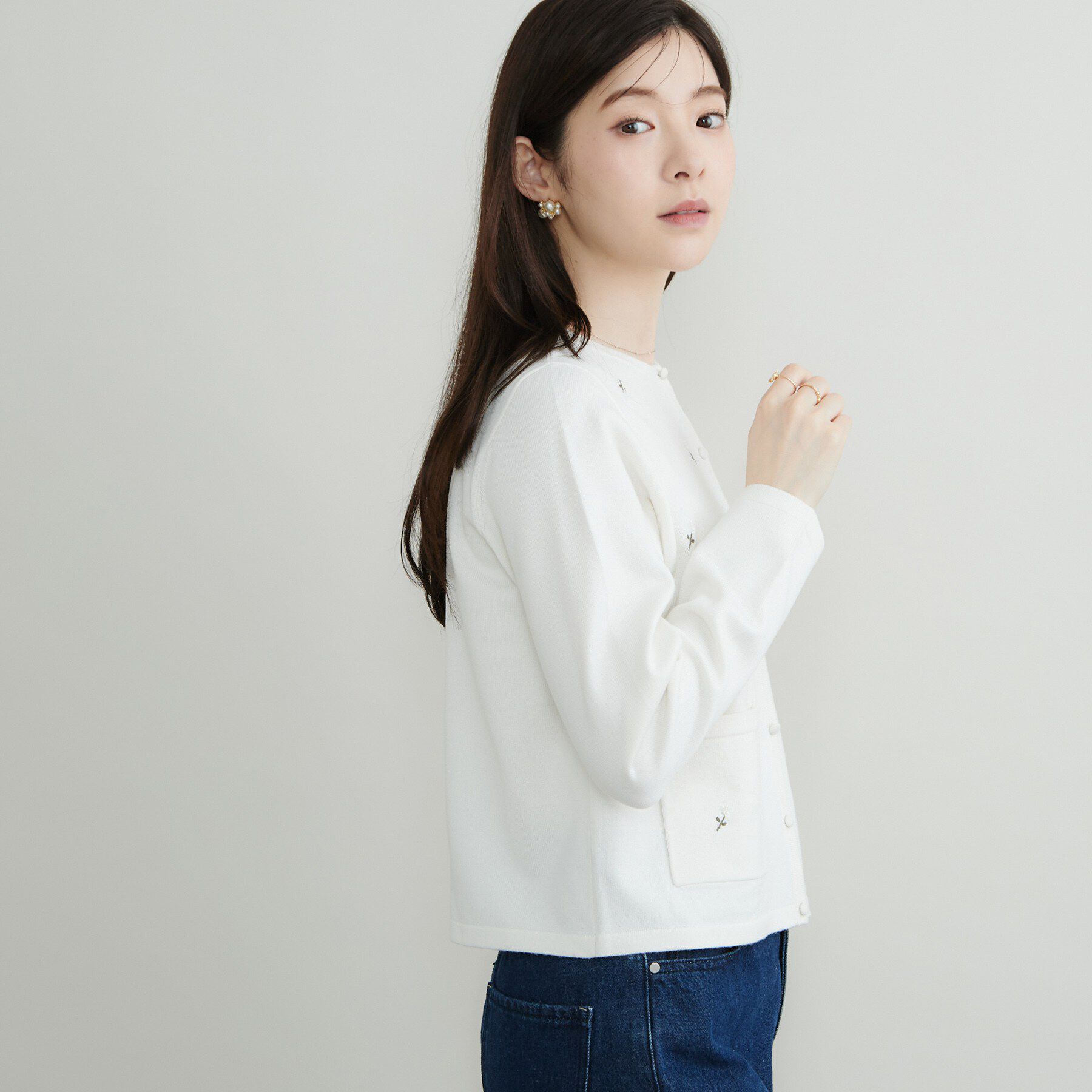 Couture broach「【上品刺繍が華やか】飛ばしビジュー カーディガン」|カーディガン|