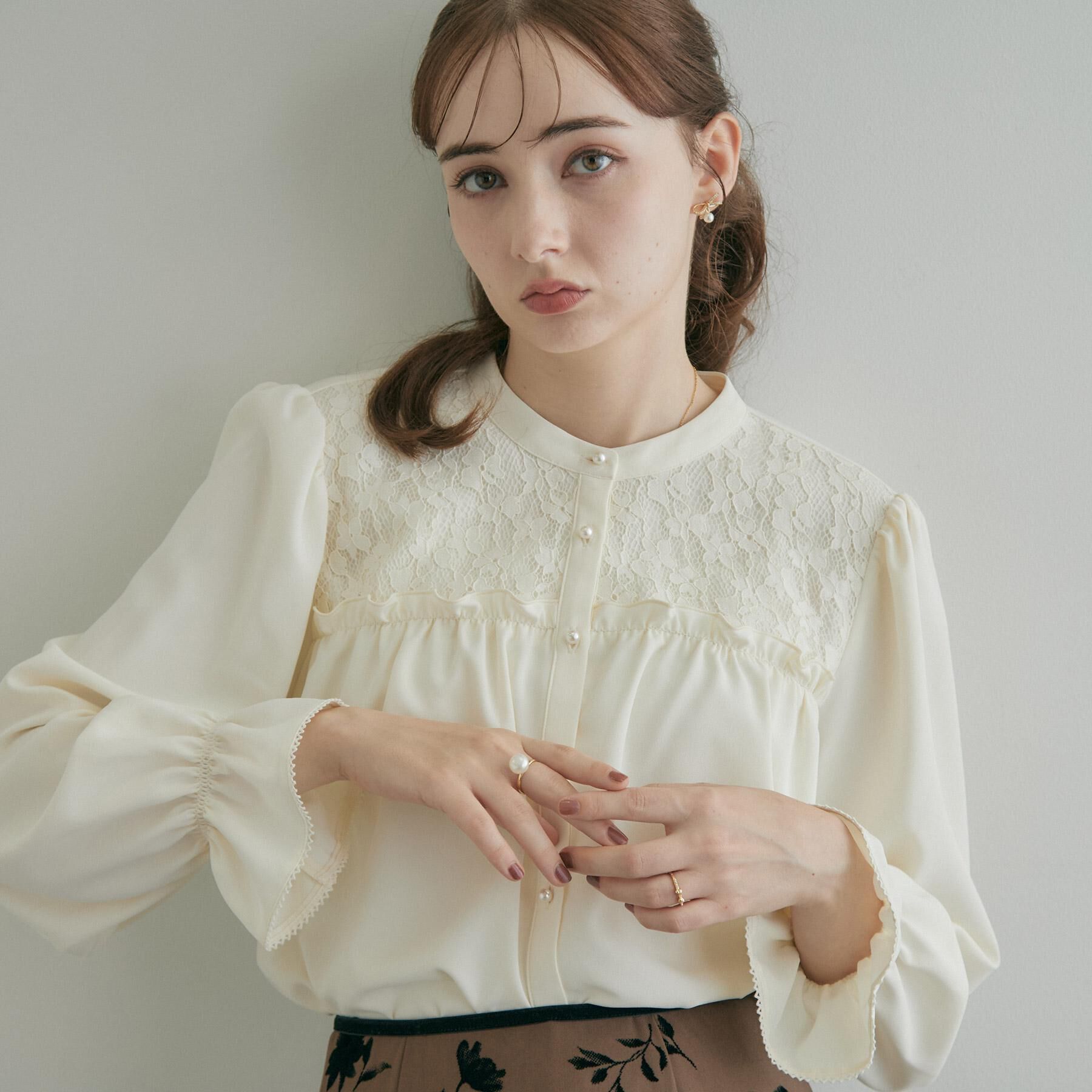 Couture broach「【フリルカフスが華やか】レースギャザーブラウス」|シャツ・ブラウス|アイボリー(004)
