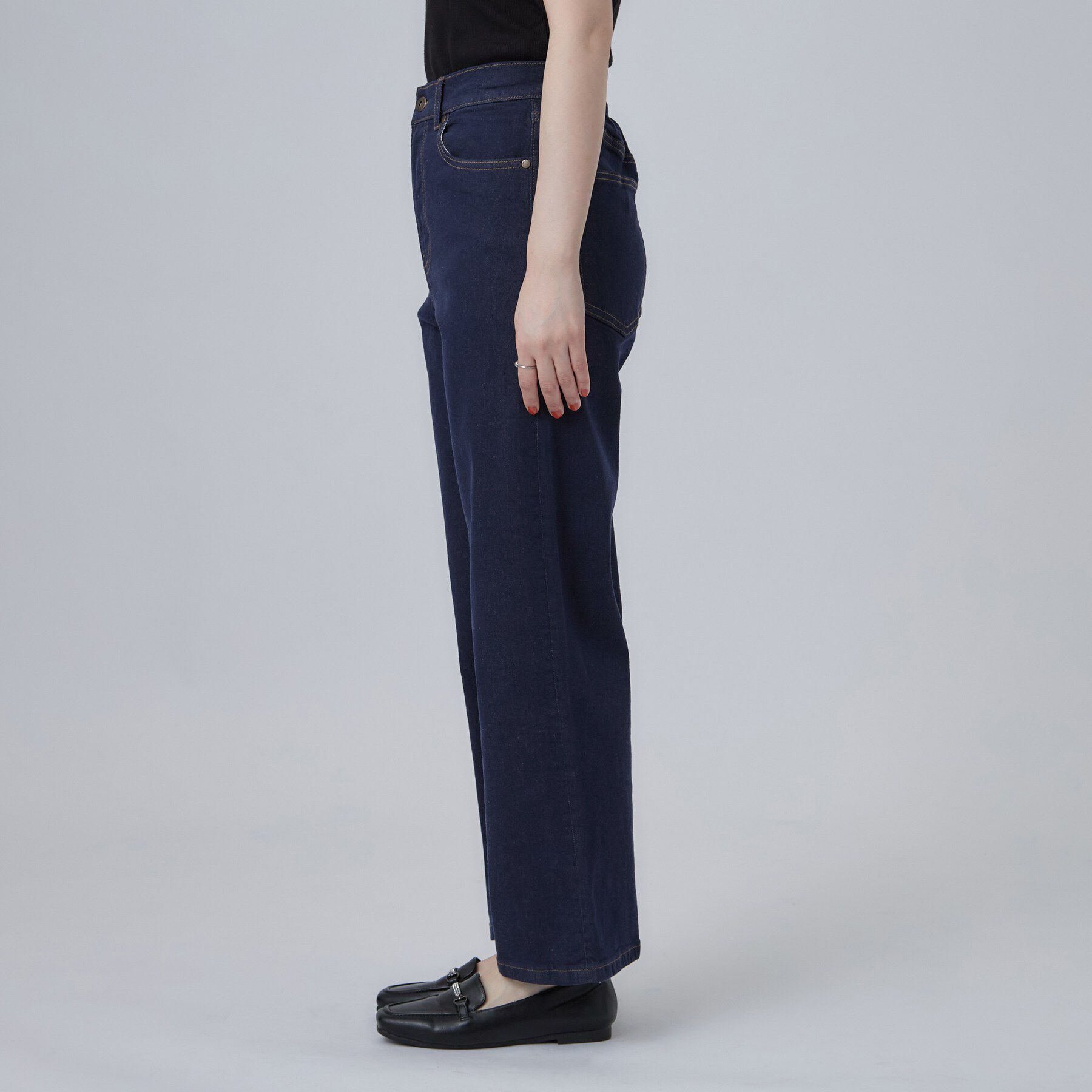SHOO･LA･RUE「【S-LL/ストレッチ/色落ちしにくいネイビー】脚がまっすぐきれいに見える ワイドストレートデニムパ」|デニム|