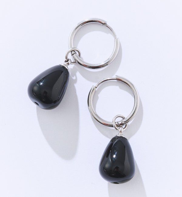  「【シーンを選ばず活躍】ブラックピアス」|ピアス|