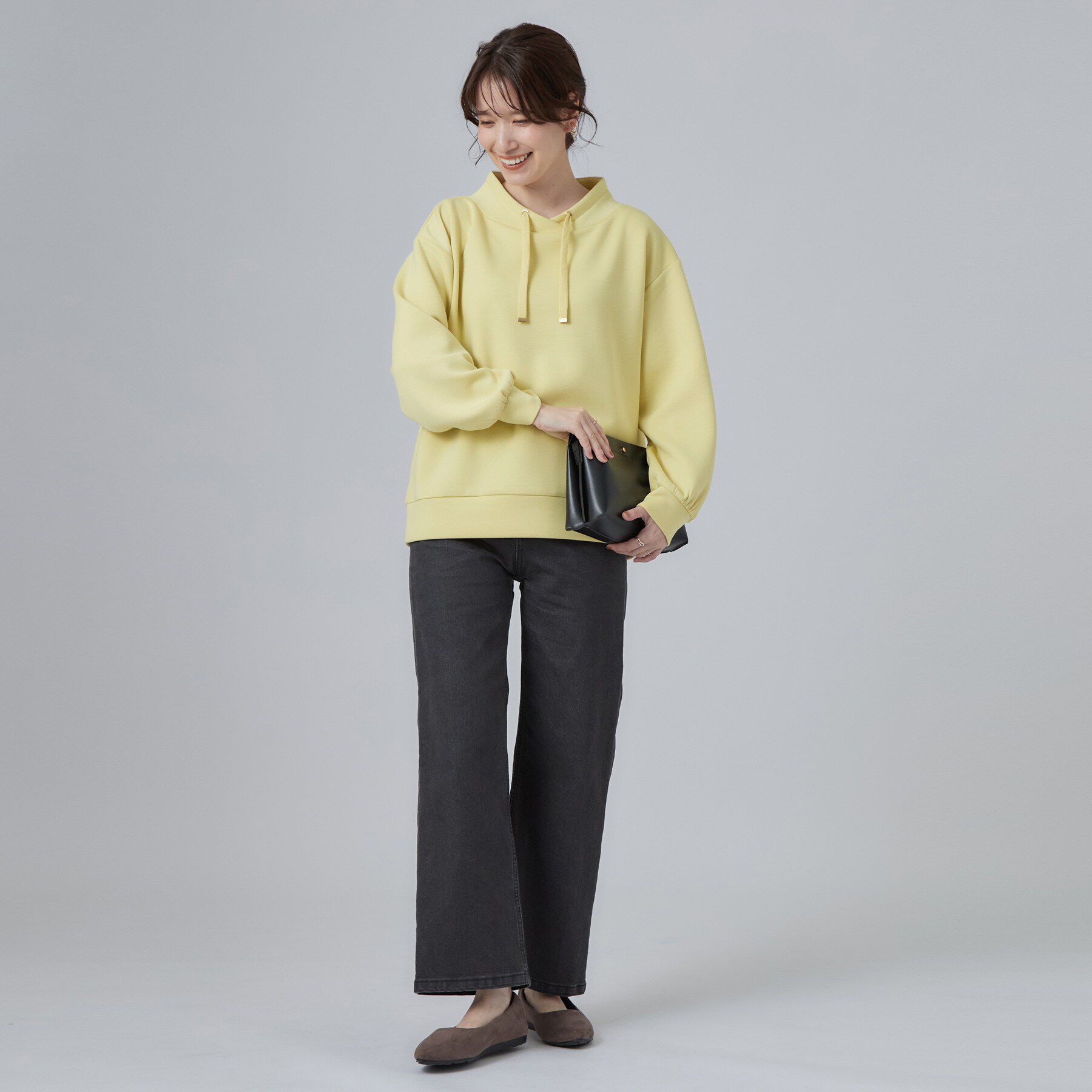 SHOO･LA･RUE「【S-LL/体型カバー】もちさらなめらかタッチ 抜き襟風トップス」|Tシャツ・カットソー|